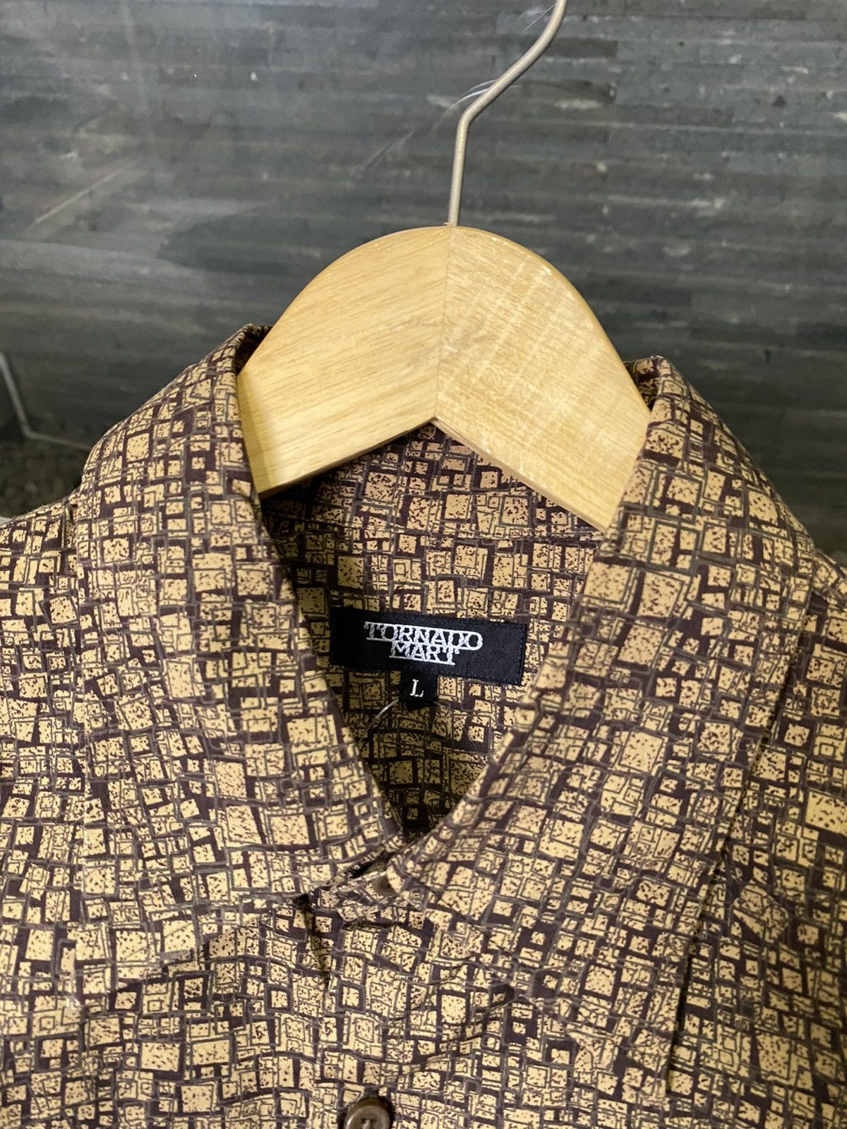 Tornado Mart pattern shirt tornado mart rare abstract Size US M / EU 48-50 / 2 - 3 Thumbnail