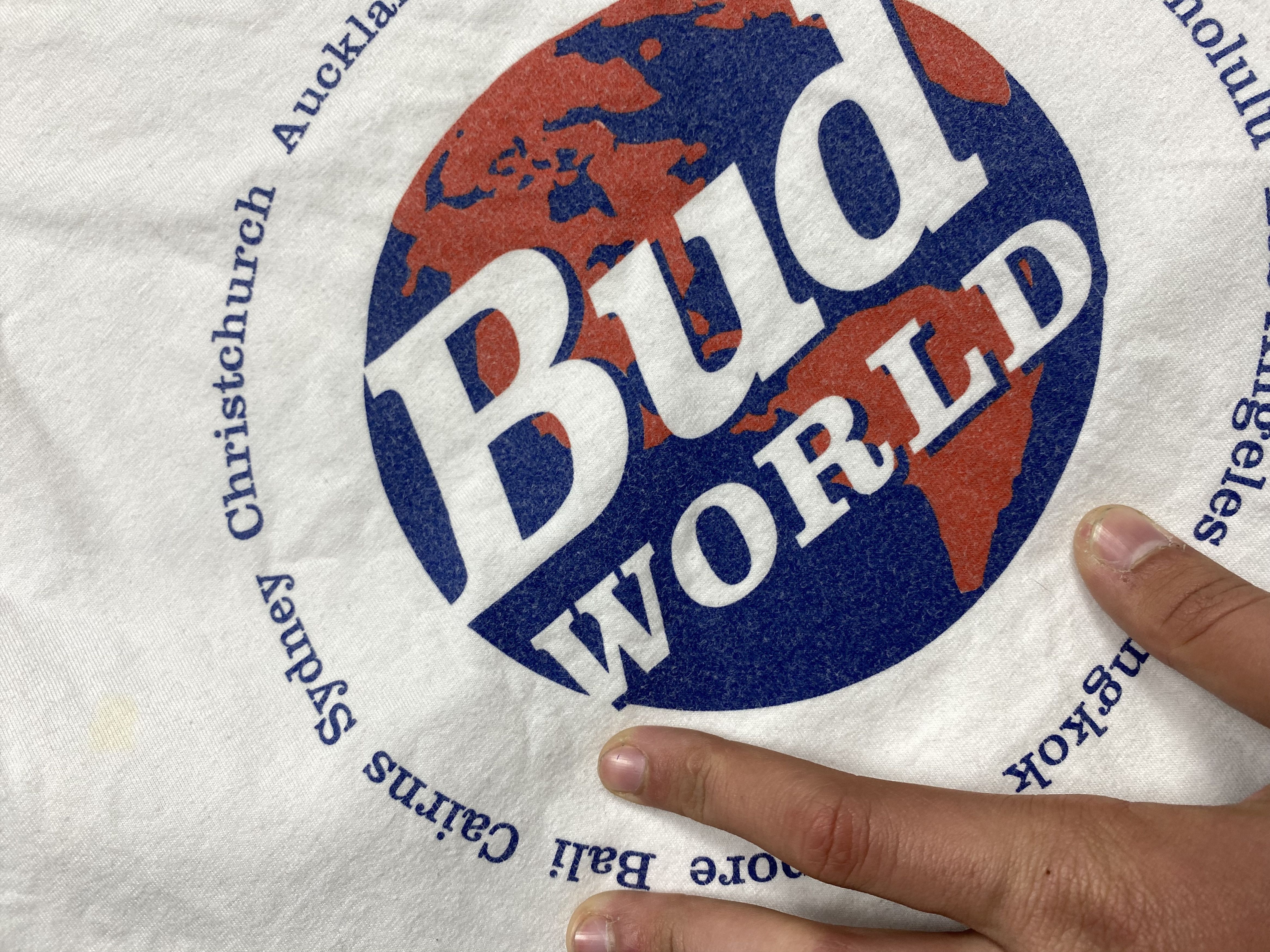 Budweiser × Vintage Budweiser Vintage Bud World t-shirt tee Size US XL / EU 56 / 4 - 2 Thumbnail