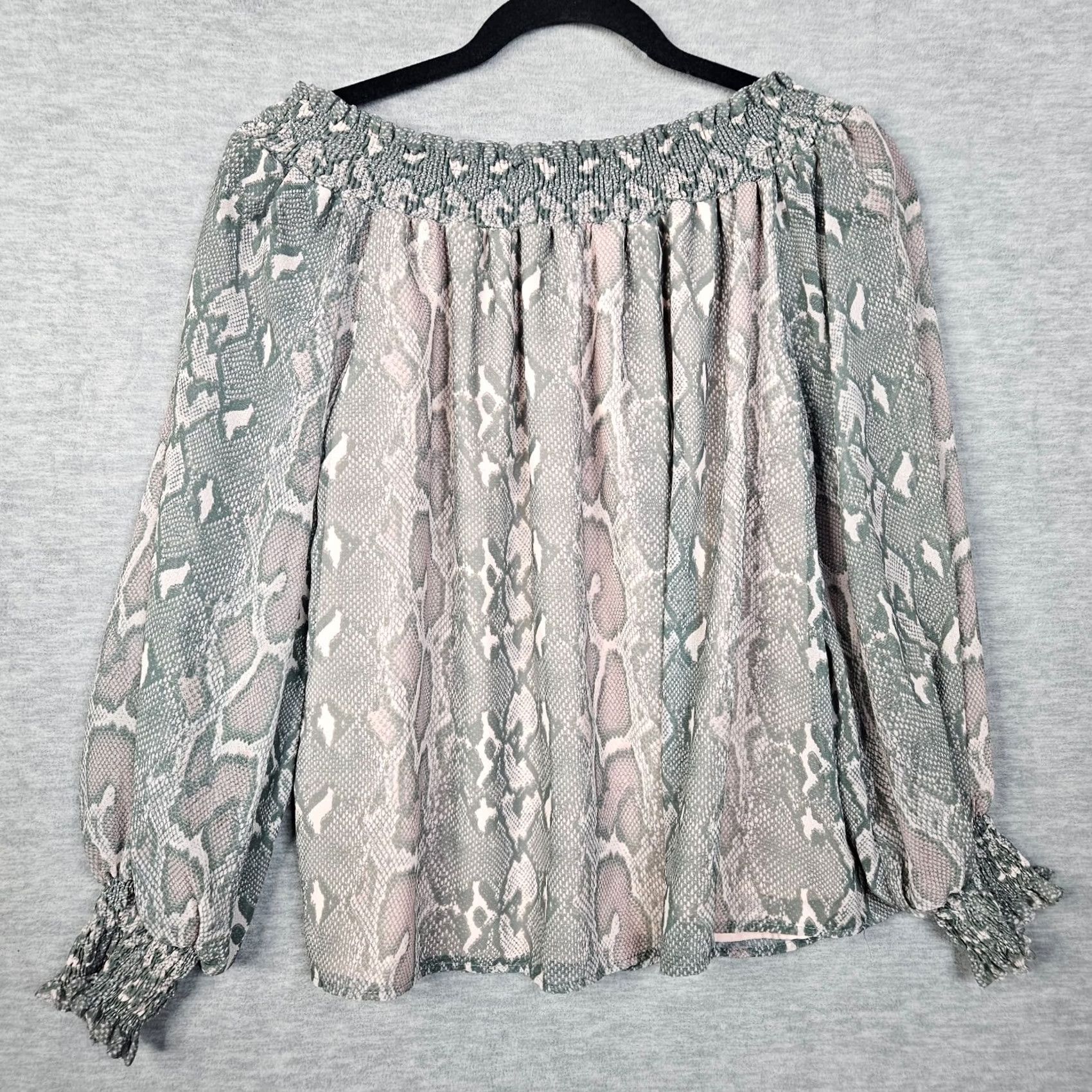 Topshop Topshop Snake skin Printed Off shoulder Long Sleeve Blouse Size 6 Size M / US 6-8 / IT 42-44 - 5 Thumbnail