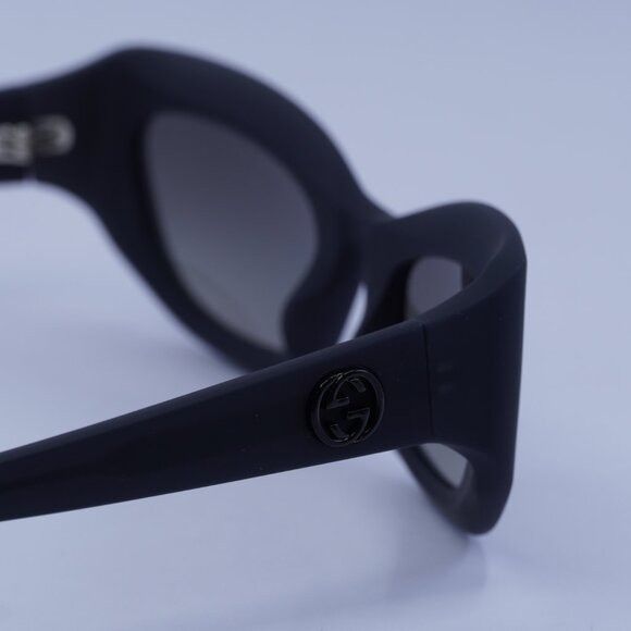 Gucci Gucci GG1784S 001 Sunglasses Dark Grey Cat Eye Frame Size ONE SIZE - 9 Thumbnail