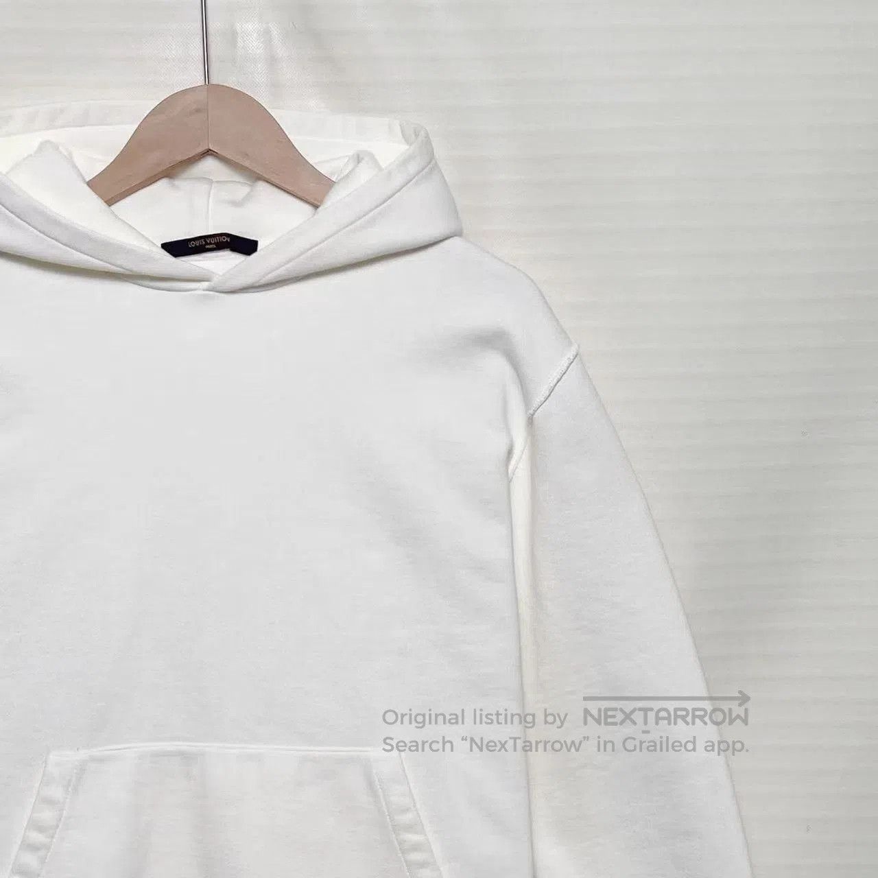 Louis Vuitton Louis Vuitton Men's White Hooded Sweatshirt. Size US M / EU 48-50 / 2 - 3 Thumbnail