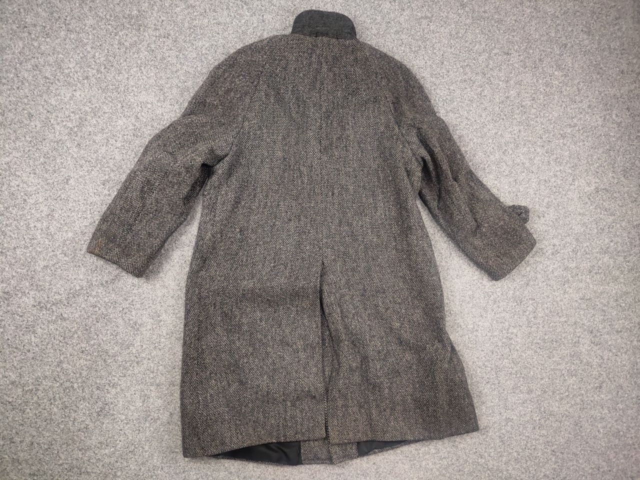 Harris Tweed Vintage 80's Harris Tweed Gray Wool herringbone Coat Jacket Size US L / EU 52-54 / 3 - 9 Thumbnail