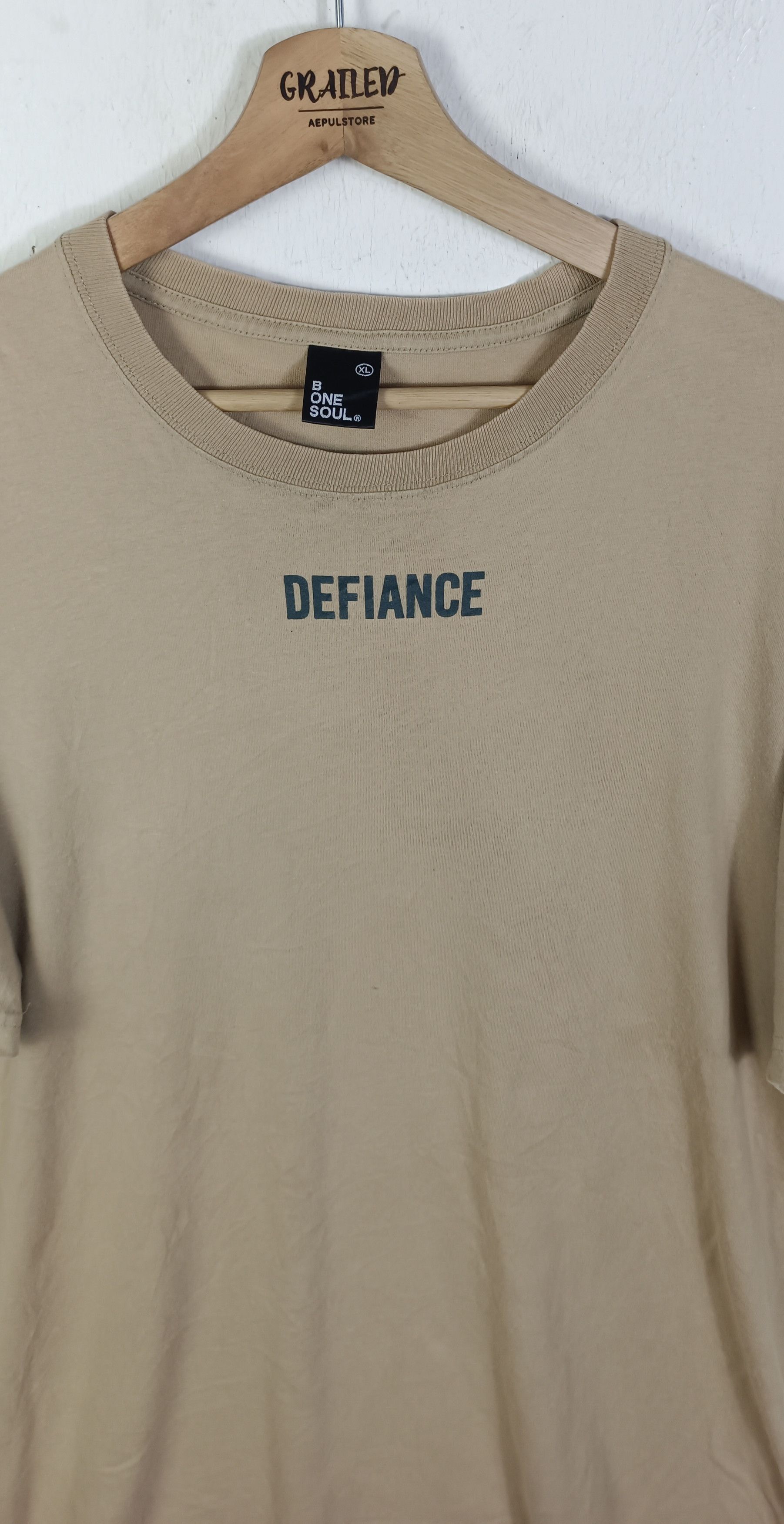 Japanese Brand × Vintage Be One Soul " DEFIANCE" Short Sleeve T Shirt Size US L / EU 52-54 / 3 - 4 Thumbnail