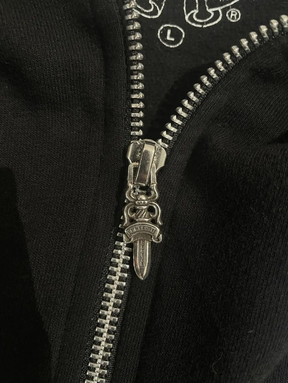Chrome Hearts Chrome Hearts Rolling Stone Horseshoe Logo Zip Up Hoodie Size US L / EU 52-54 / 3 - 9 Thumbnail