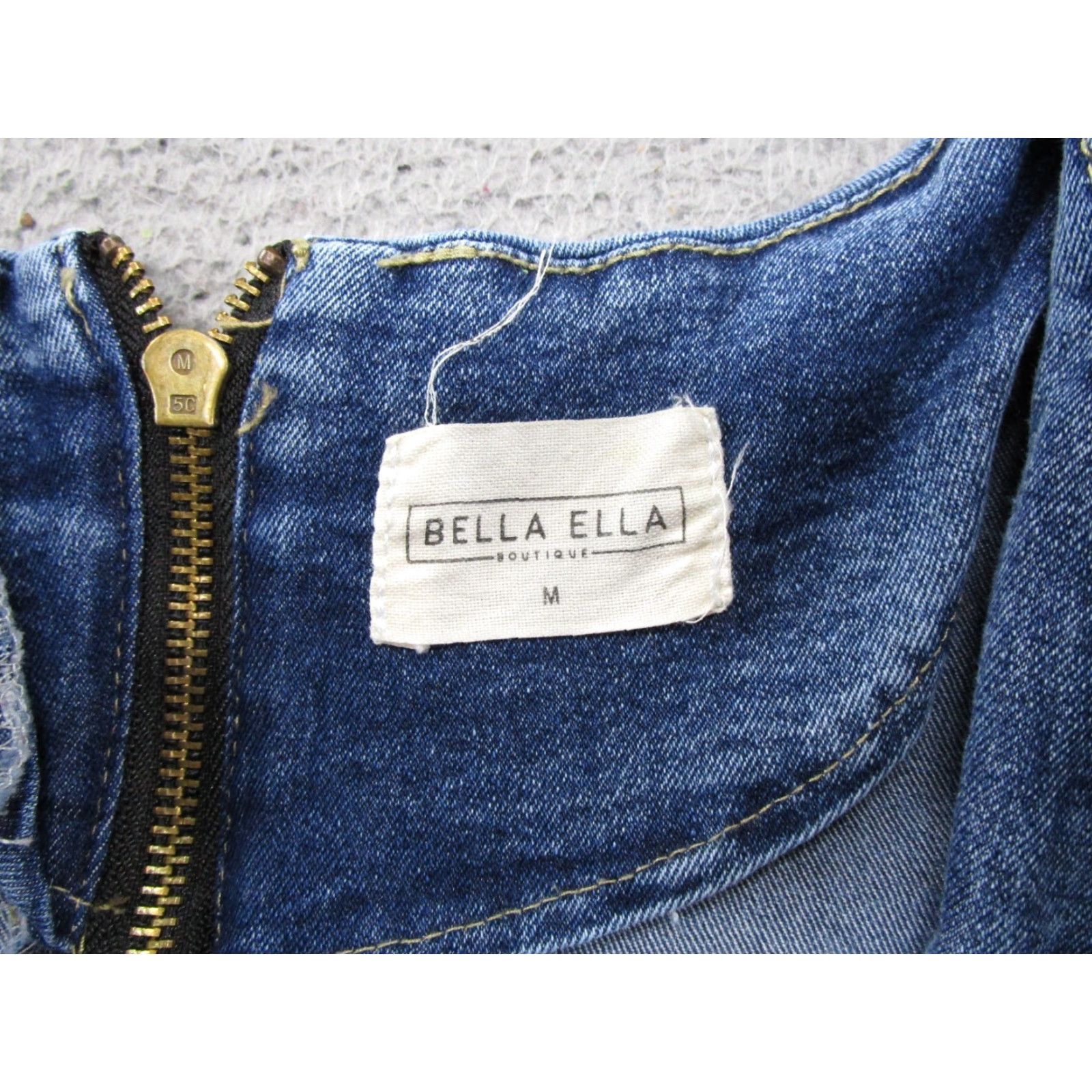 Denime Bella Ella Women's Denim Romper Blue V-Neck Flutter Sleeve Ruffle Short Sleeve 2.5 Inch Inseam Size M Casual Size 32" / US 10 / IT 46 - 4 Thumbnail