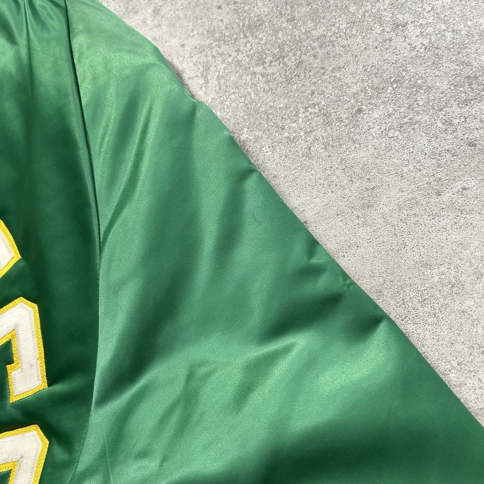 Chalk Line × NBA × Vintage BOSTON CELTICS SATIN BOMBER JACKET SPELL OUT HOT HOOPS Size US M / EU 48-50 / 2 - 9 Thumbnail