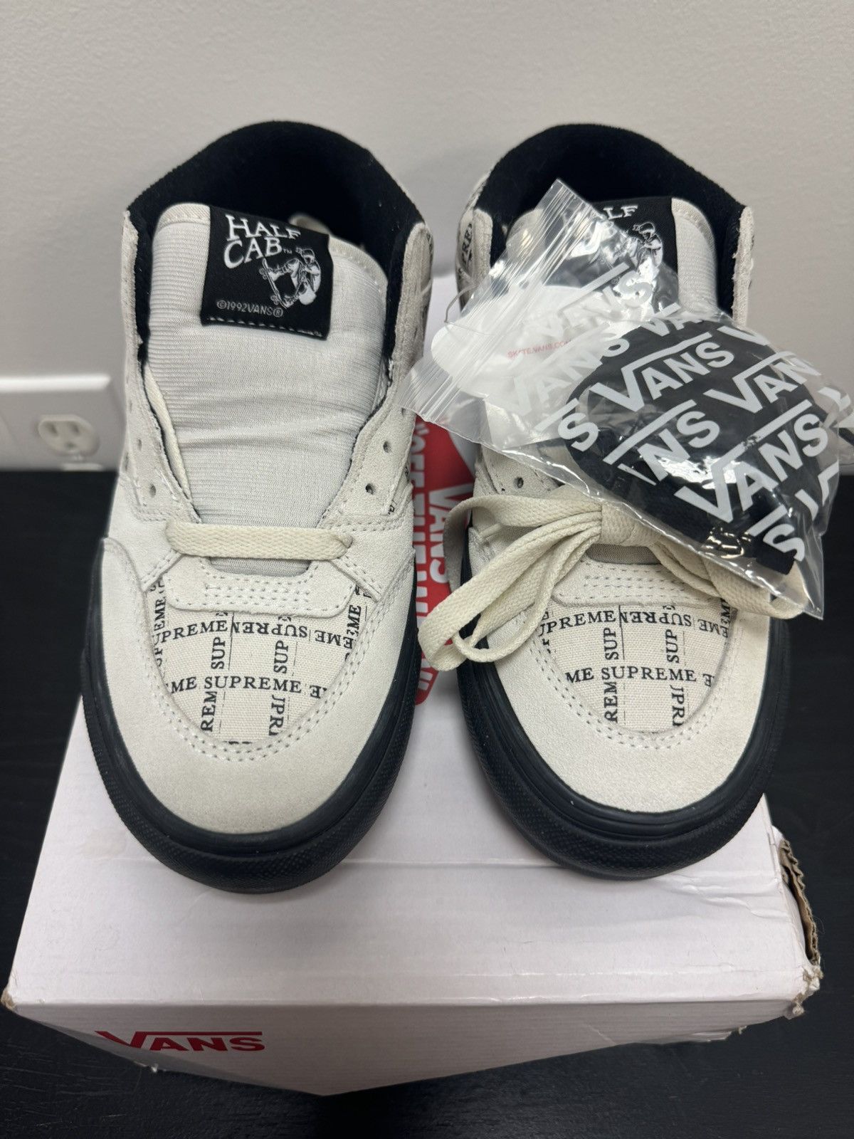 Vans Vans half cab supreme grid white Size US 6.5 / EU 39-40 - 3 Thumbnail