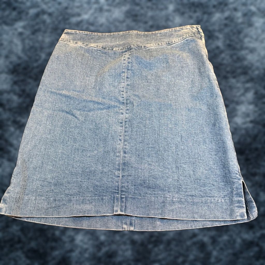 Ralph Lauren Ralph Lauren Denim A-Line Skirt Midi Blue Womens Size 8 Stretch Button Zip Mid Rise Casual Summer Spring Size 30" / US 8 / IT 44 - 1 Thumbnail
