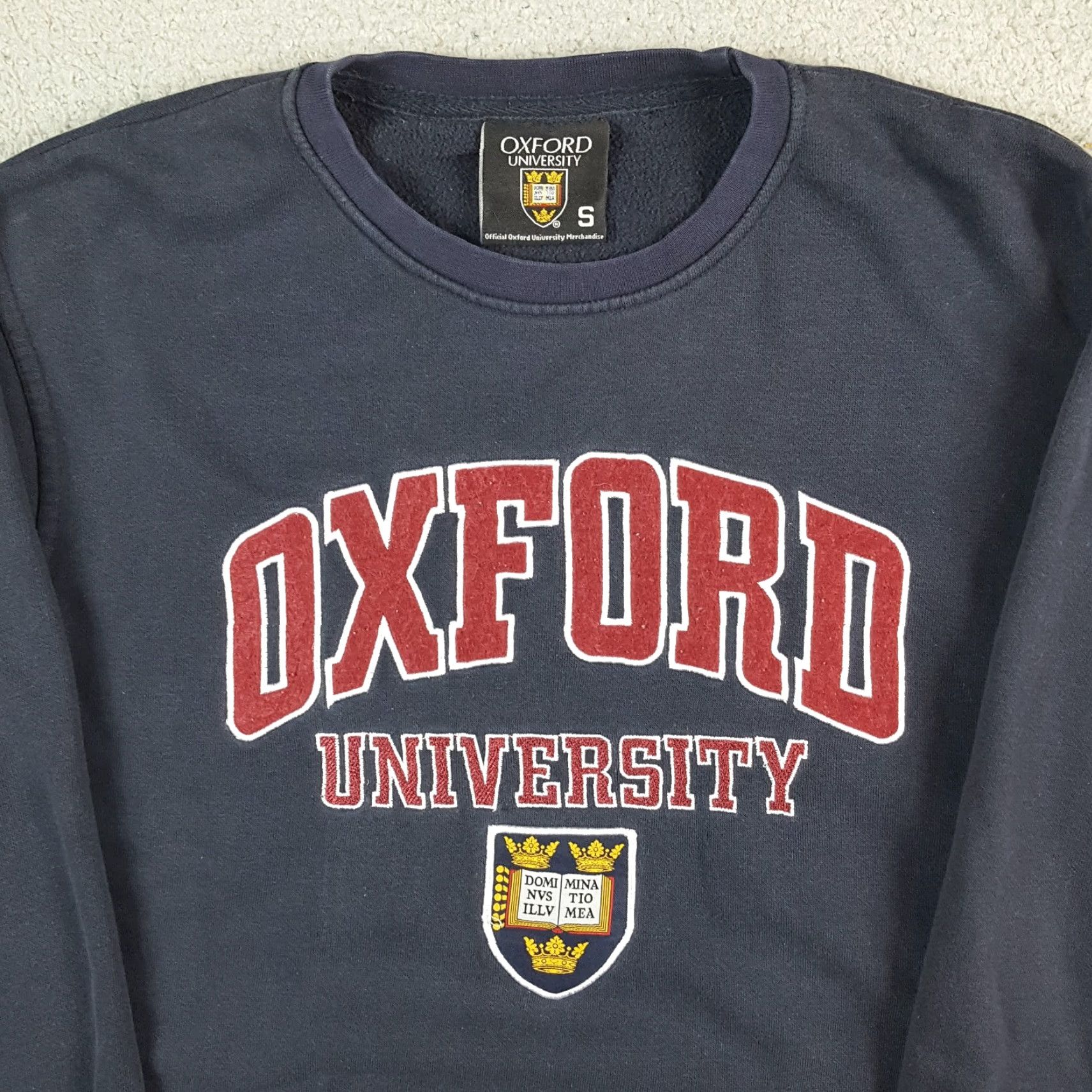 Vintage VINTAGE Oxford College Navy Blue Men's S Pullover Crewneck Sweatshirt Size US S / EU 44-46 / 1 - 2 Thumbnail