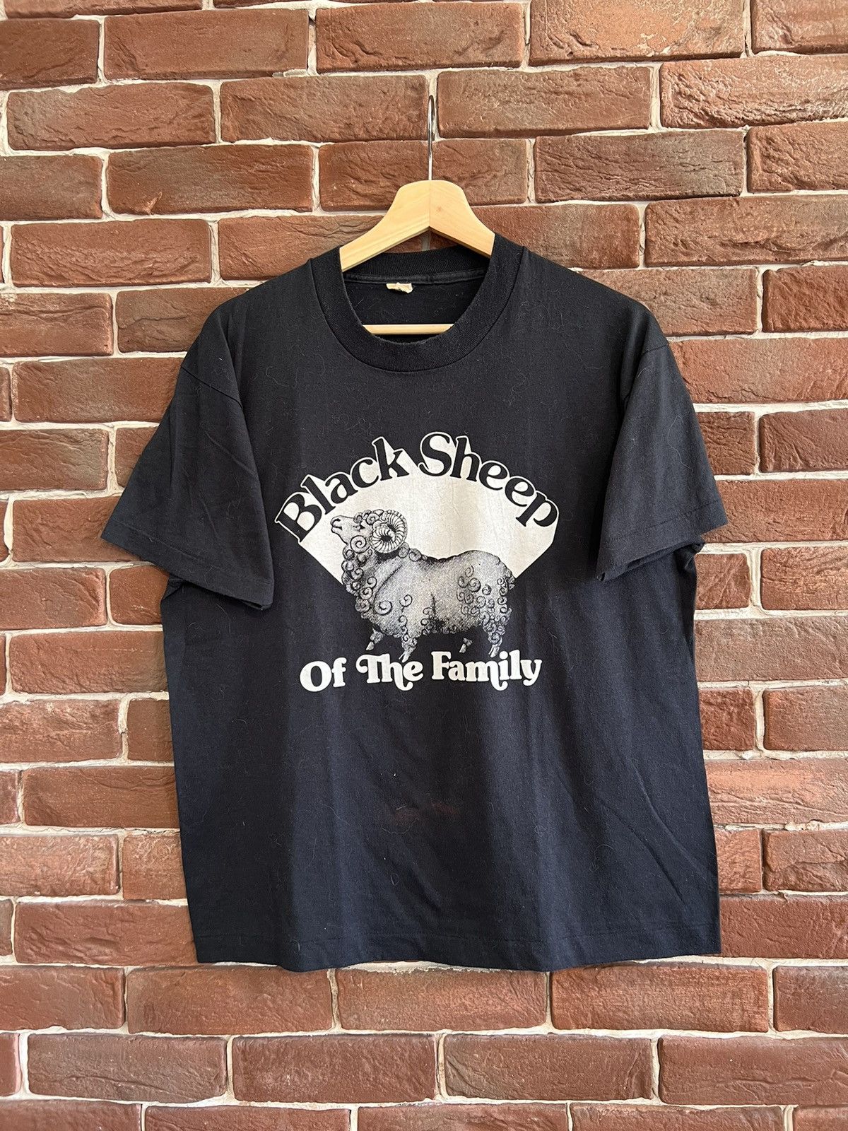 Band Tees 80s Rare Vintage John Anderson Black Sheep tour tee Yes L Size US L / EU 52-54 / 3 - 1 Thumbnail