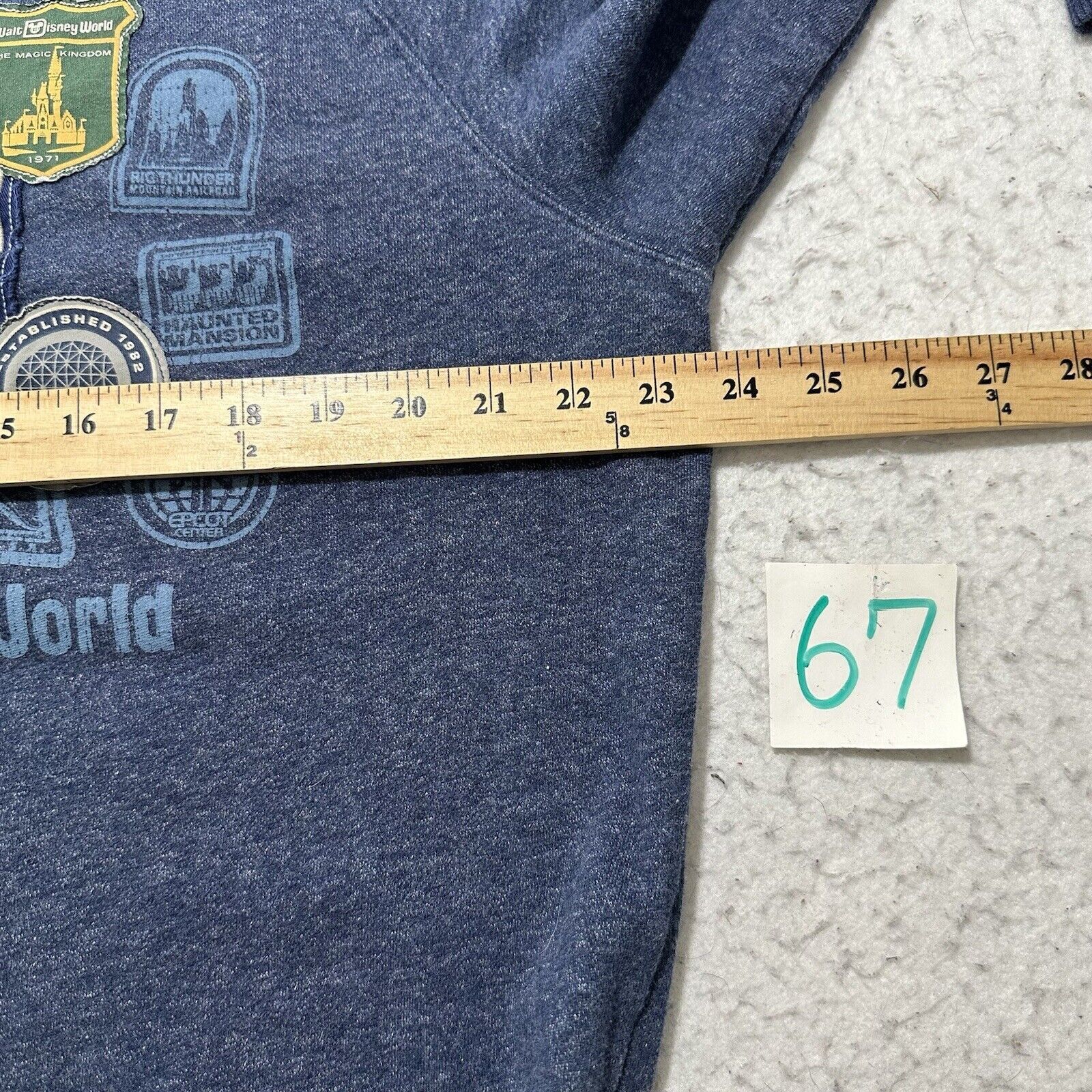 Disney Disney Large Crewneck Sweater '71 Patch Crewneck Navy Blue Size US L / EU 52-54 / 3 - 7 Thumbnail