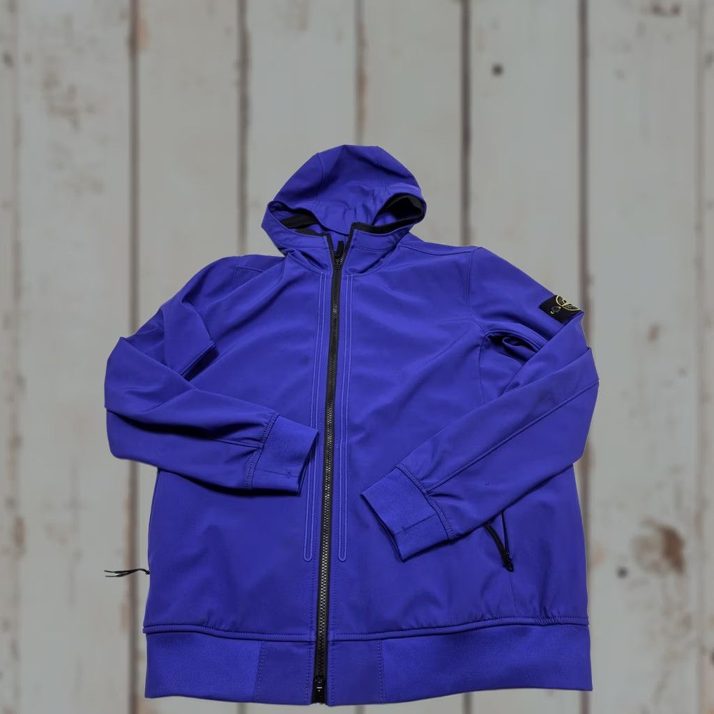 Stone Island Stone Island Jacket Mens XL Blue Light Soft Shell-R Hooded Full Zip Windbreaker Lined Pockets 761540427 Size US XL / EU 56 / 4 - 1 Thumbnail