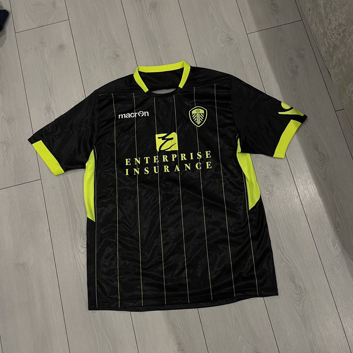 Umbro × Vintage Leeds United macron Jersey ENTERPRISE INSURANCE tee shirt Size US XL / EU 56 / 4 - 1 Thumbnail
