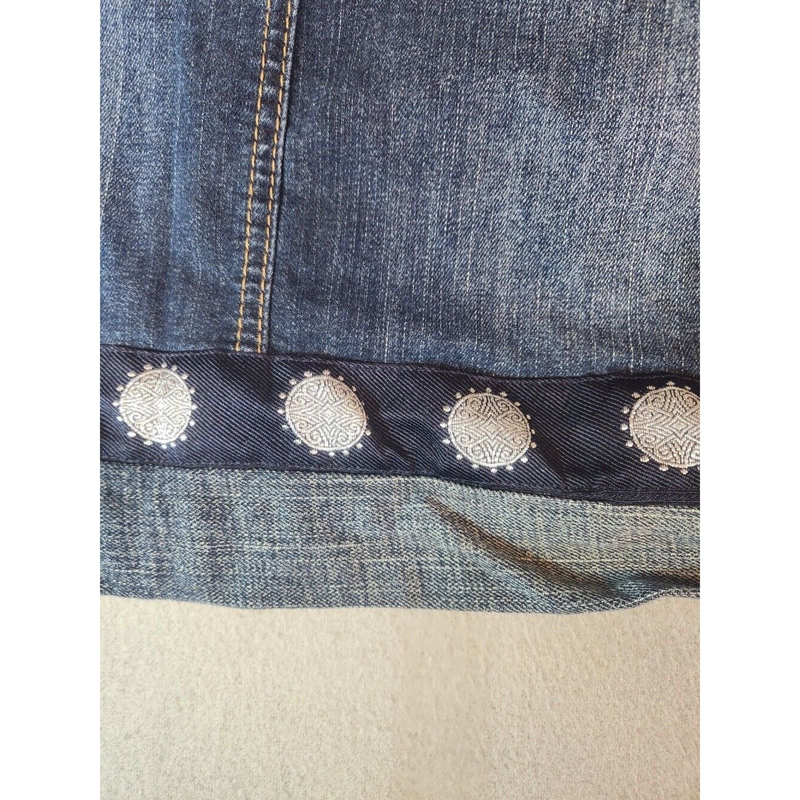 Tommy Hilfiger Upcycled Women's Skirt From Tommy Hilfiger 6 Jeans Size 28" / US 6 / IT 42 - 5 Thumbnail