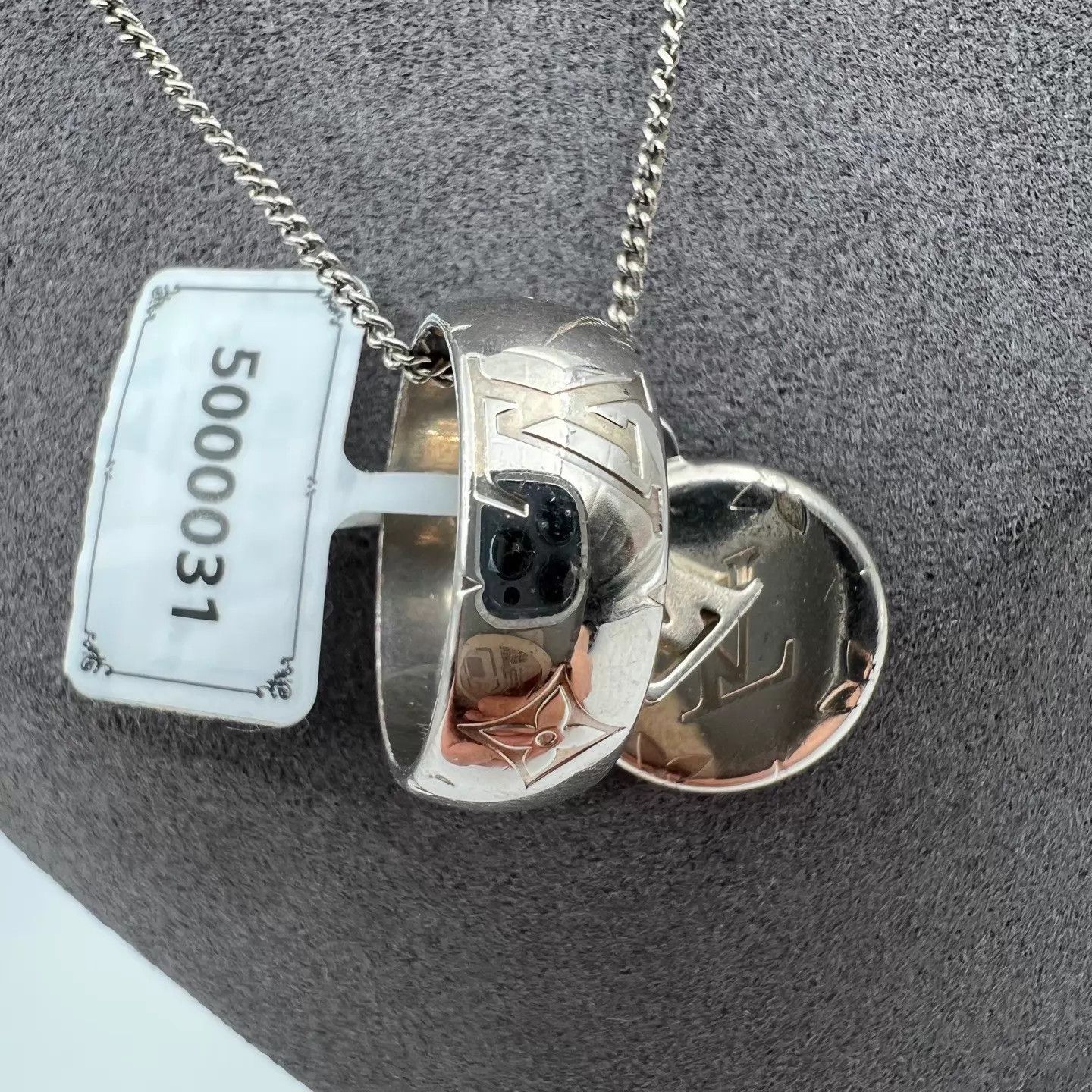 Louis Vuitton LV 3-in-1 Engraved Monogram Necklace Size ONE SIZE - 2 Thumbnail