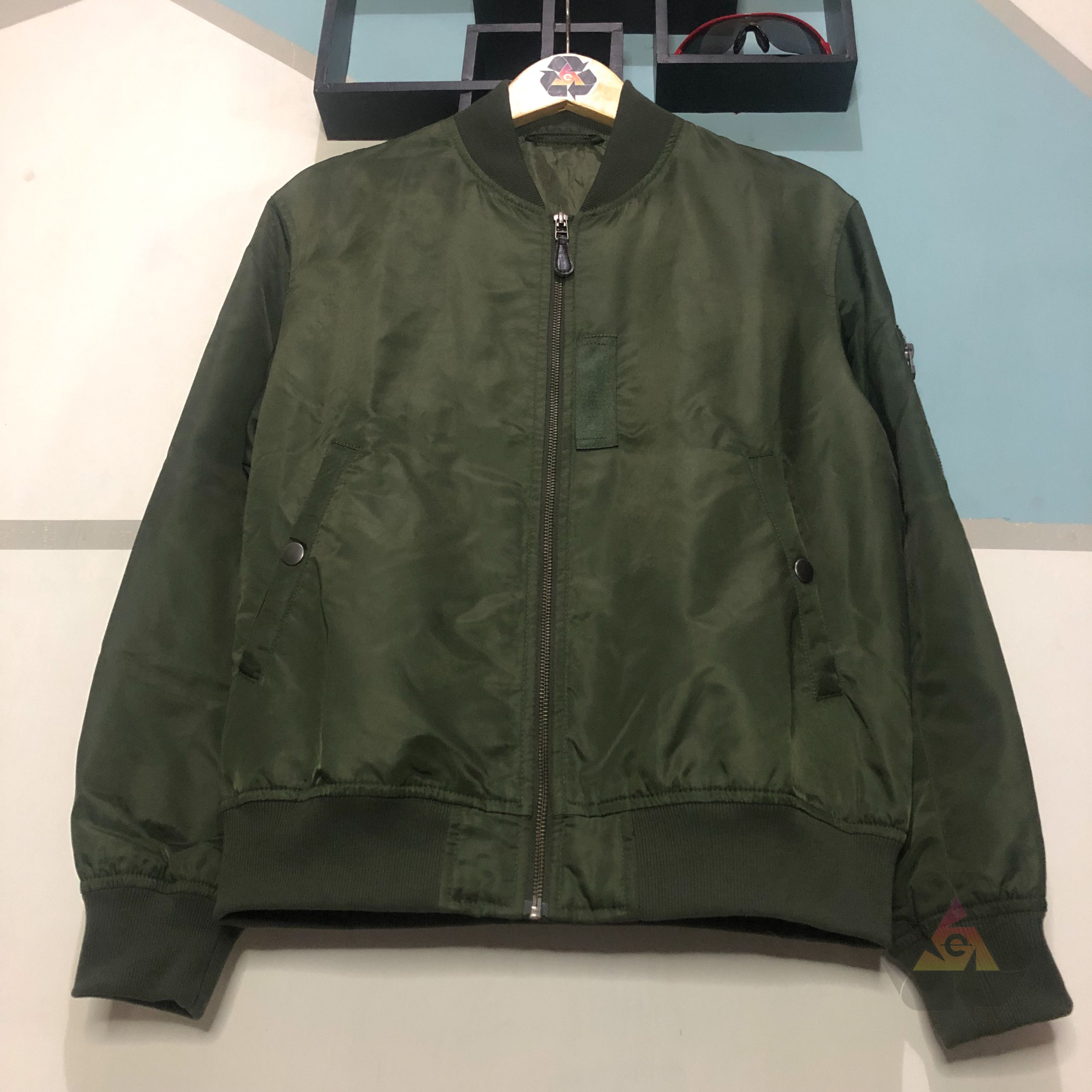 Japanese Brand × Uniqlo × Vintage Bomber GU By Uniqlo Jacket Y2K Size US M / EU 48-50 / 2 - 4 Thumbnail