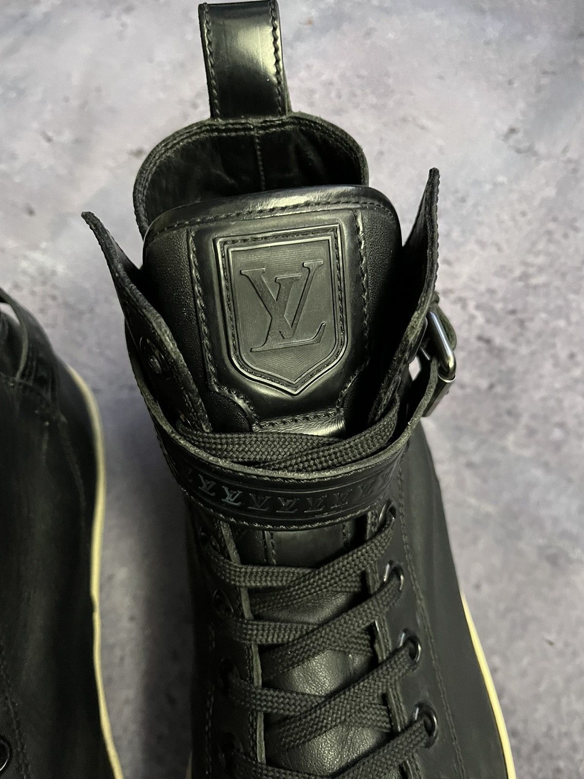 Louis Vuitton LOUIS VUITTON Montant LV Trainer leather high trainers Size US 9 / EU 42 - 6 Thumbnail