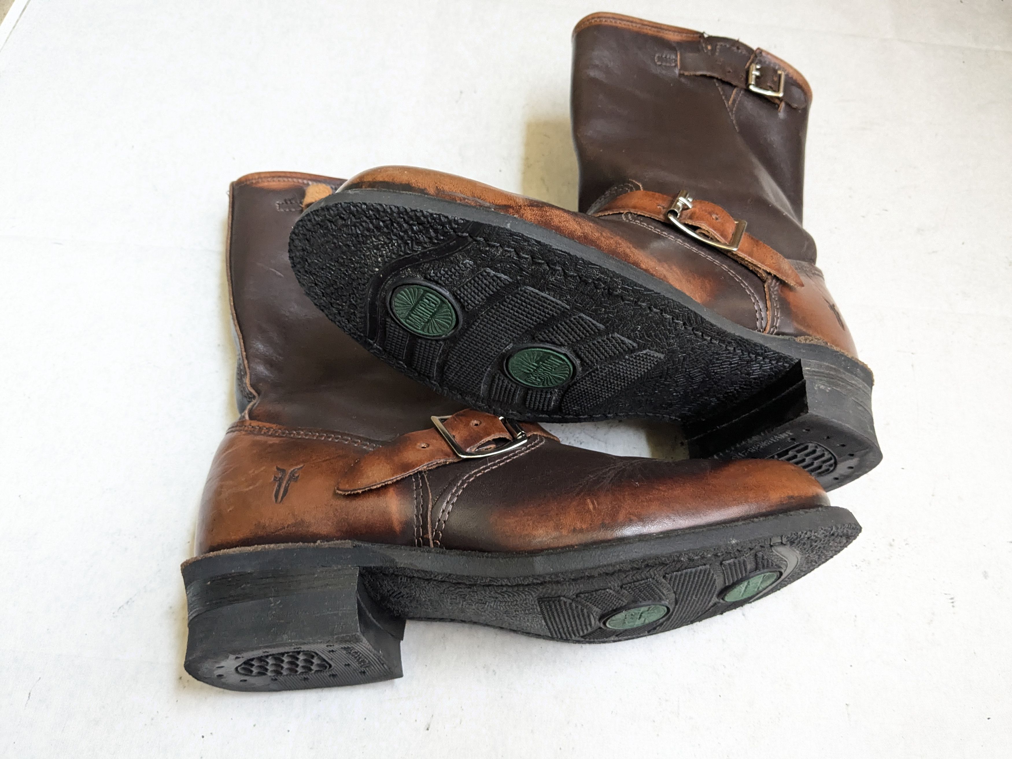 Frye Frye Engineer Brown Leather 8 Leather Buckle Size US 8 / EU 41 - 16 Thumbnail