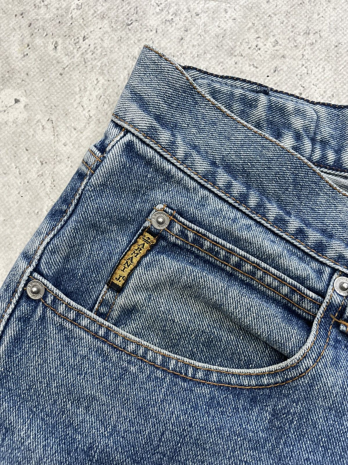 Armani Armani retro vintage baggy distressed jeans big logo Size US 34 / EU 50 - 9 Thumbnail