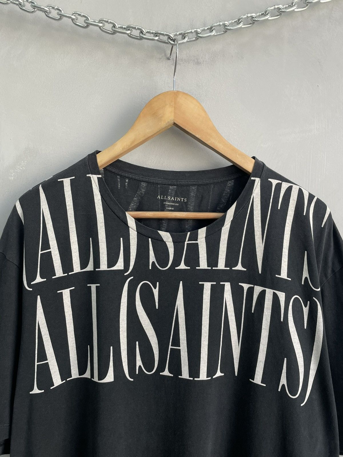 Allsaints All saints Over print y2k monogram t shirt Size US L / EU 52-54 / 3 - 3 Thumbnail
