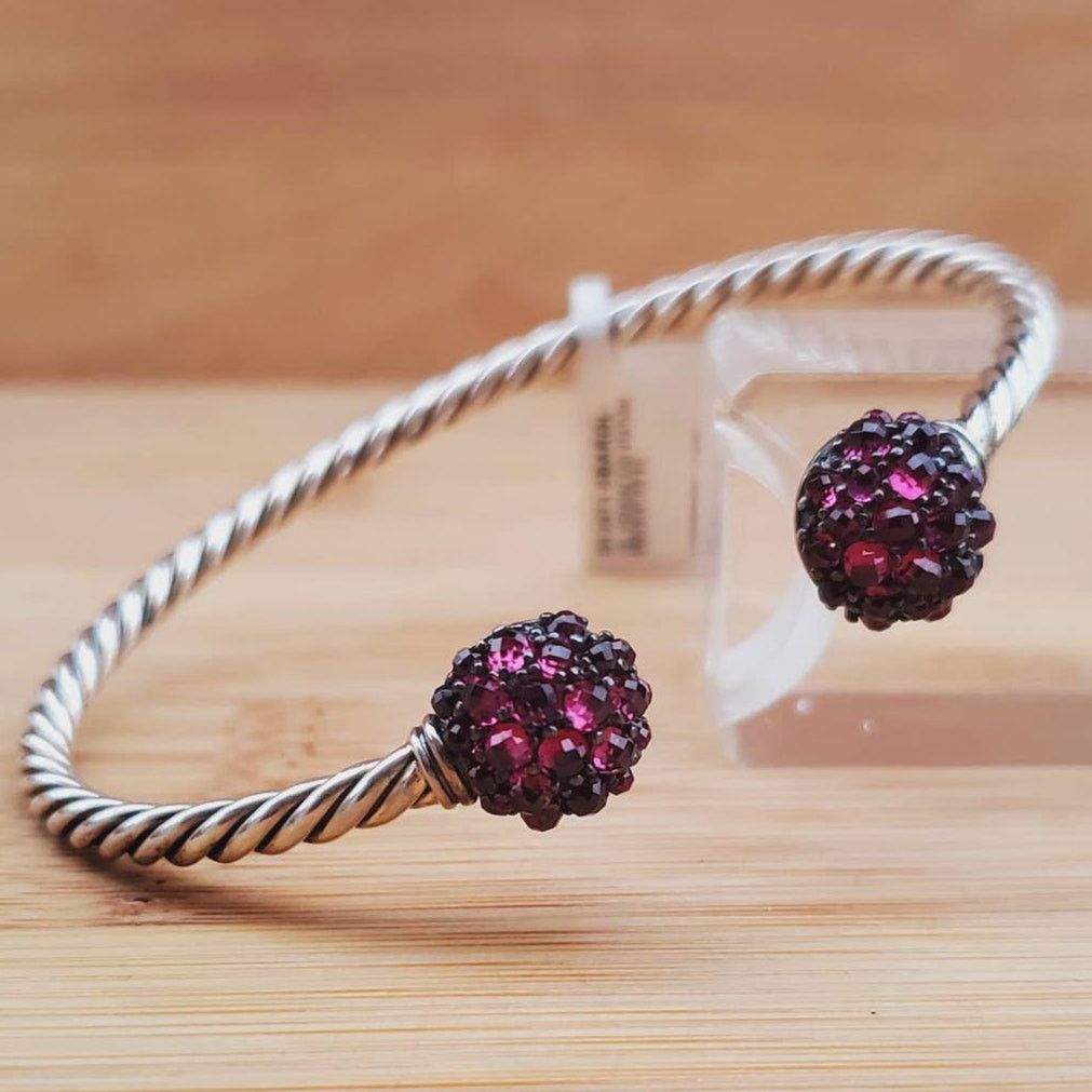 David Yurman David Yurman Garnet Berries Cable Sterling Silver Bracelet Size ONE SIZE - 2 Thumbnail