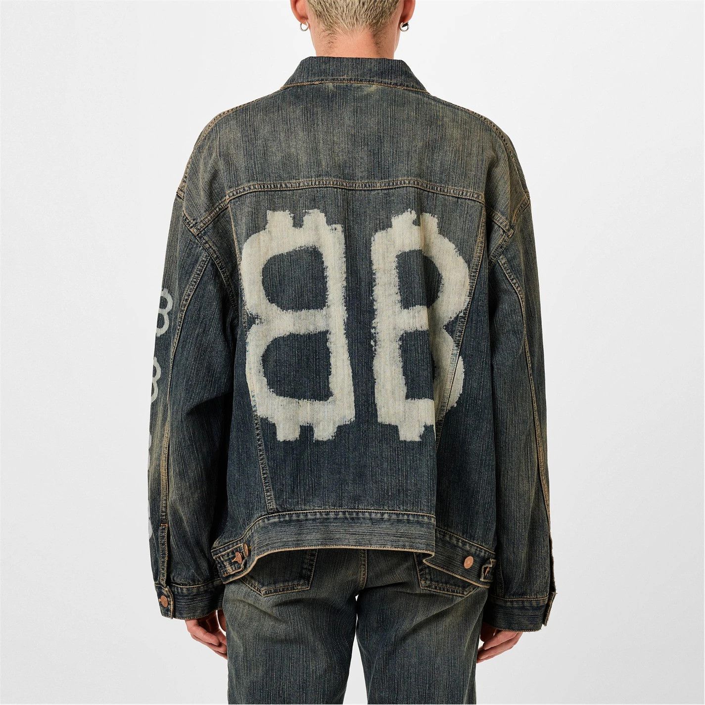 Balenciaga o1g2r1mq0226 Crypto Cotton Oversized Fit Denim Jacket Blue Size US L / EU 52-54 / 3 - 4 Thumbnail
