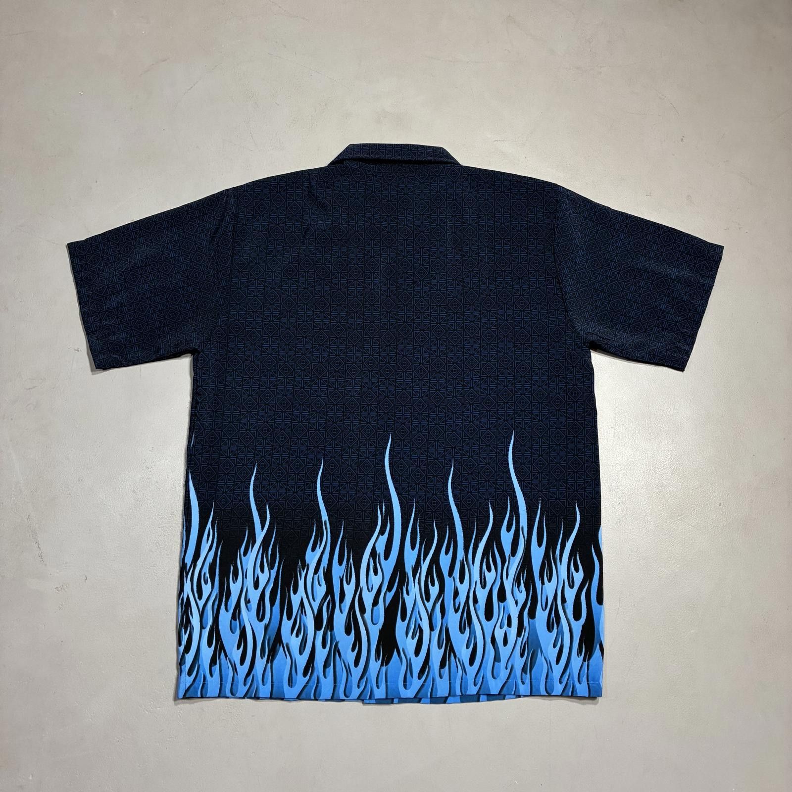 Other Vintage Y2K Tribal Flames Shirt Blue Men's Medium Button Up Size US M / EU 48-50 / 2 - 5 Thumbnail
