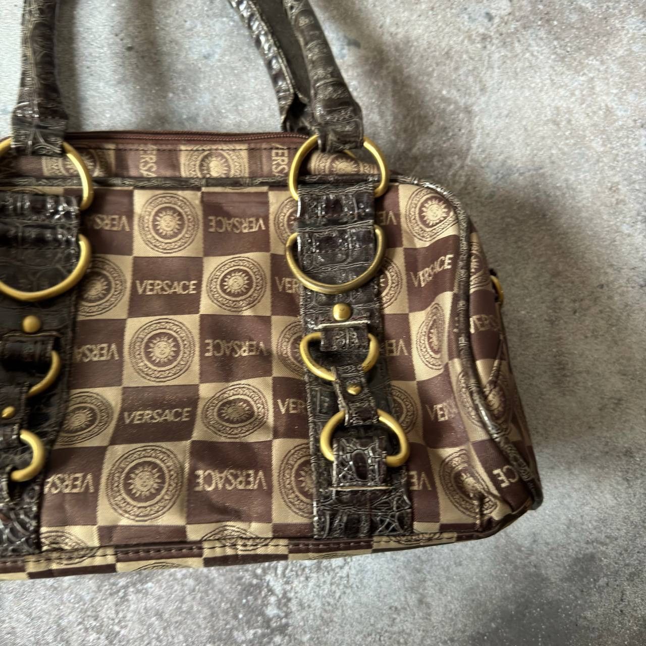 20471120 Amazing Vintage Monogram Y2K Handle Bag (like Versace) Size ONE SIZE - 7 Thumbnail