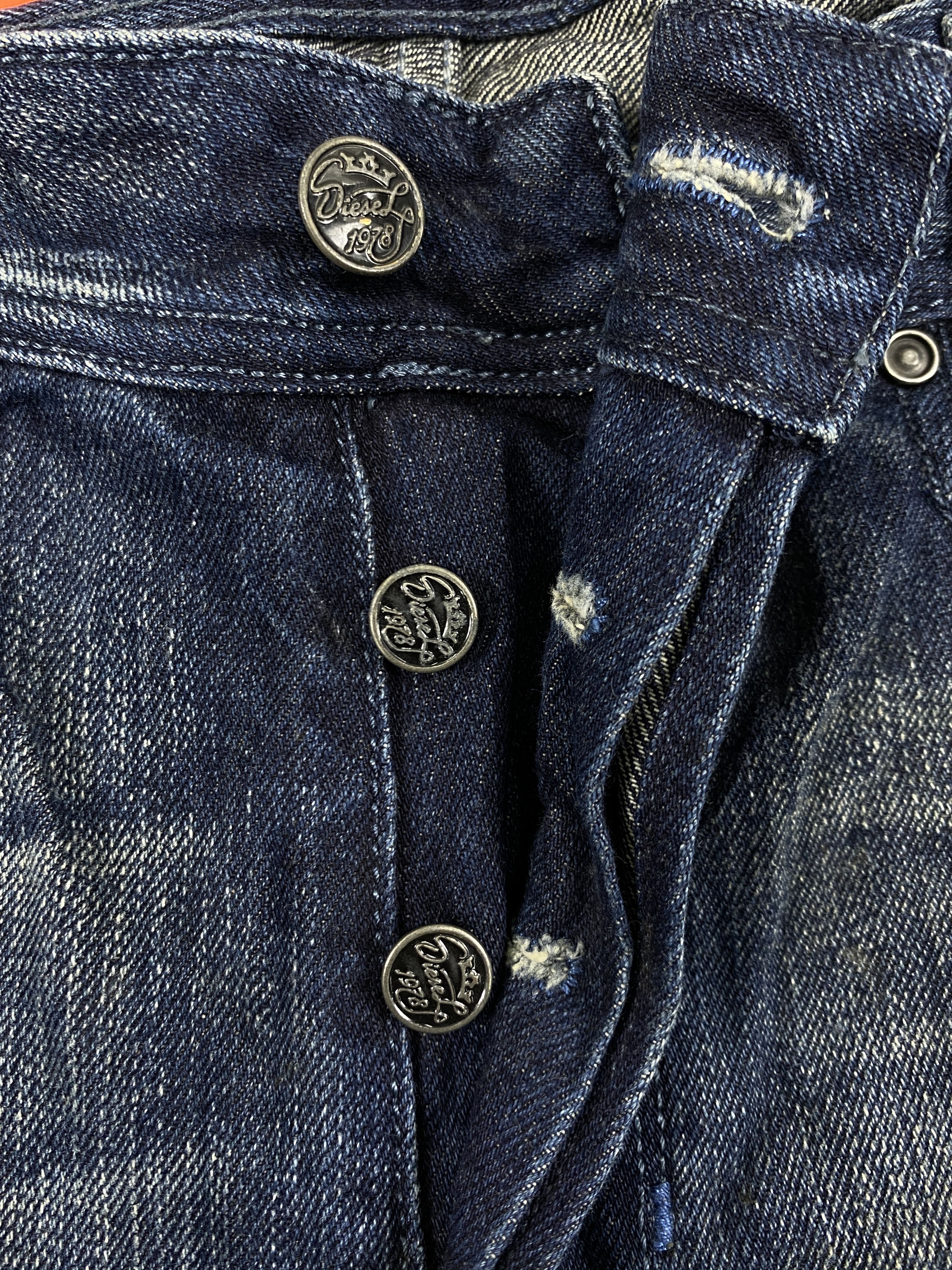 Diesel Vintage Diesel Distressed Blue Jeans 31x32- JN3814 Size US 31 - 6 Thumbnail