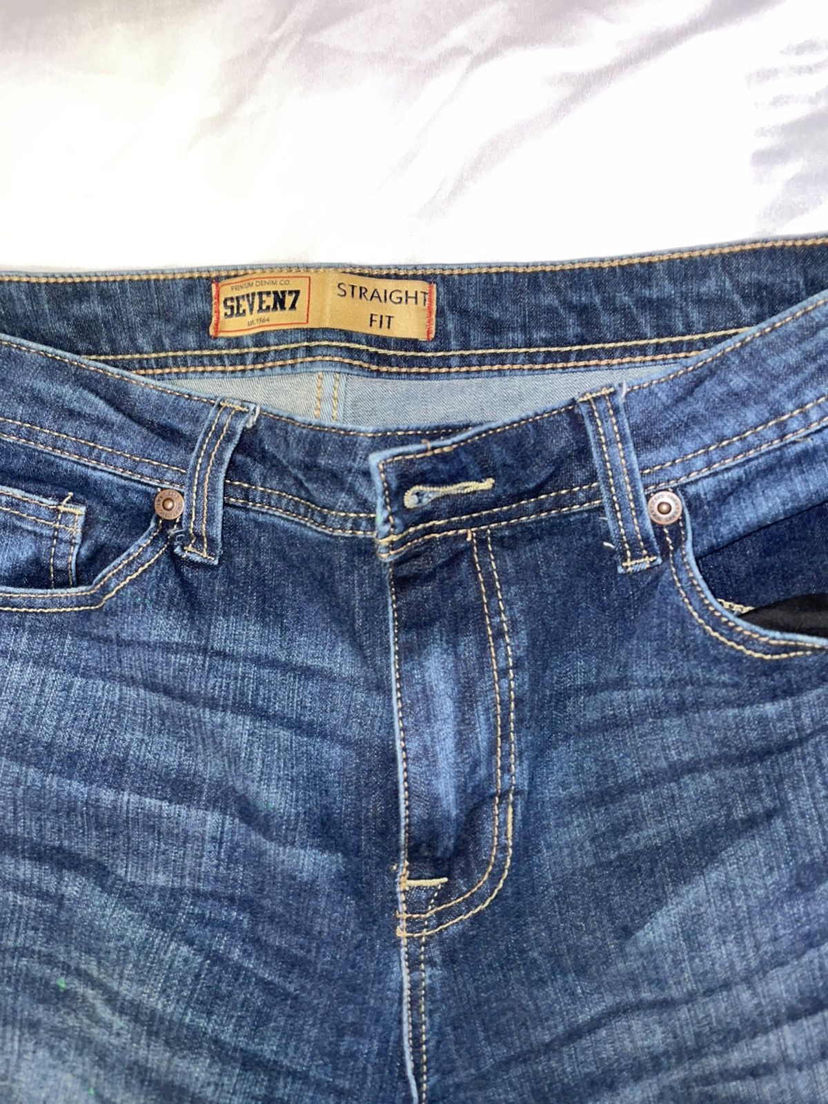 Seven 7 Seven7 36x34 Soft, loose Straight Fit medium denim Broken in Size US 36 / EU 52 - 8 Thumbnail
