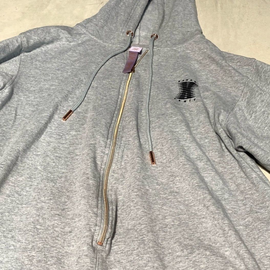 Vintage Savage X Fenty Light Gray Zip-Up Hoodie One-Piece Jumpsuit 2XL Plus Womens Gray Size XXL / US 16-18 / IT 52-54 - 3 Thumbnail