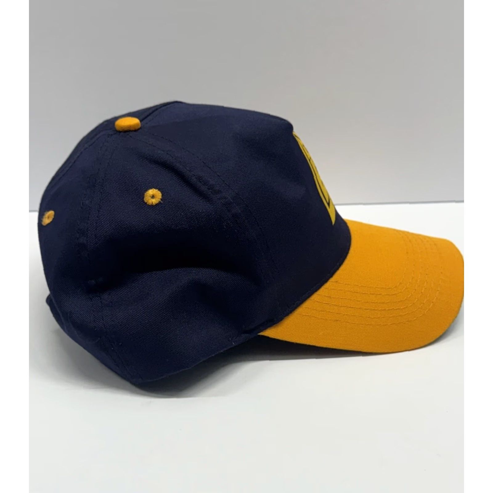 Vintage VINTAGE 90s EA 1 Club Adjustable Snapback Hat Cap Navy Blue Yellow OSFA Size ONE SIZE - 2 Thumbnail