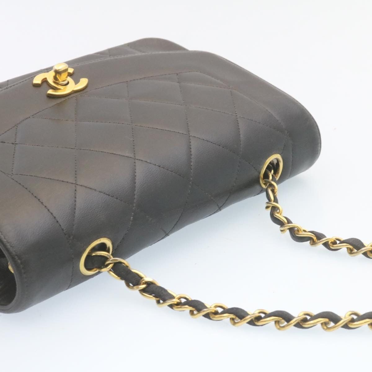 Chanel CHANEL Chain Turn Lock Diana Matelasse Shoulder Bag Lamb Size ONE SIZE - 6 Thumbnail