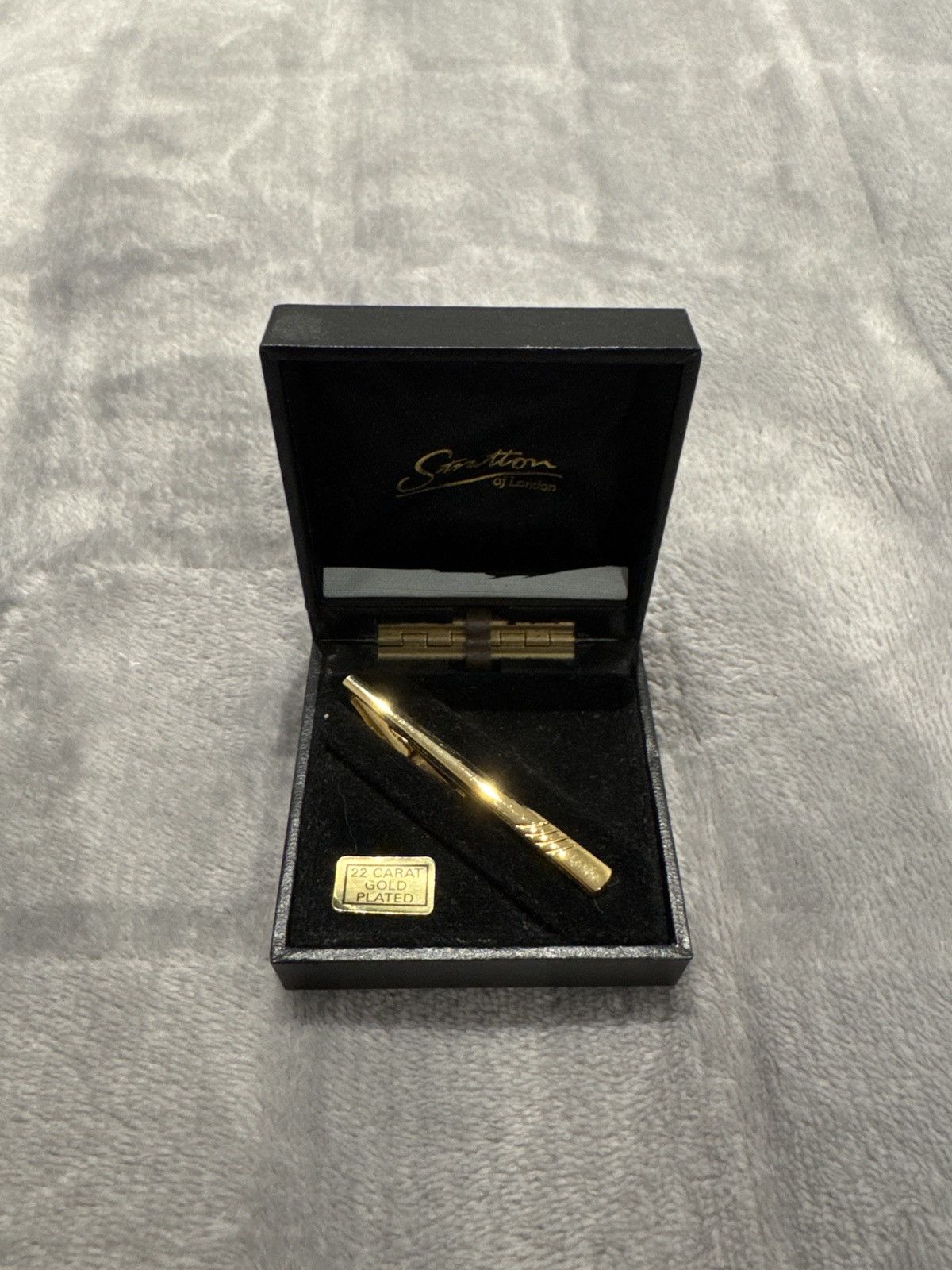 Other Gold 22 Carrot Tie Clip Size ONE SIZE - 1 Preview