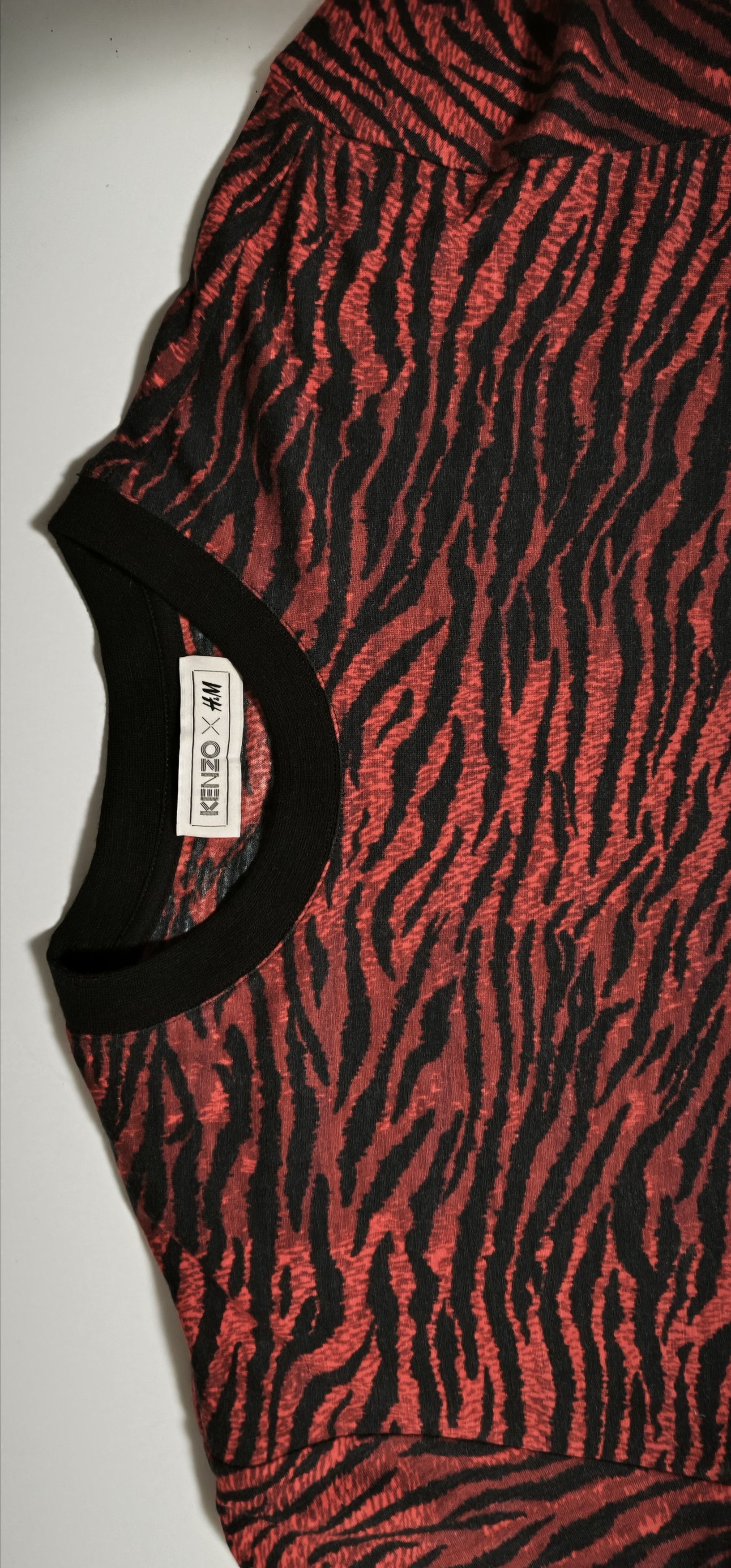 Kenzo Red wool T-shirt with tiger print Size US M / EU 48-50 / 2 - 4 Thumbnail
