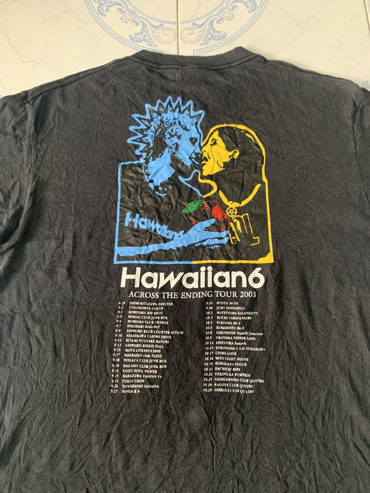 Band Tees Vtg 2003 Hawaiian6 Punk Rock Japan Band Tee Size US L / EU 52-54 / 3 - 6 Thumbnail