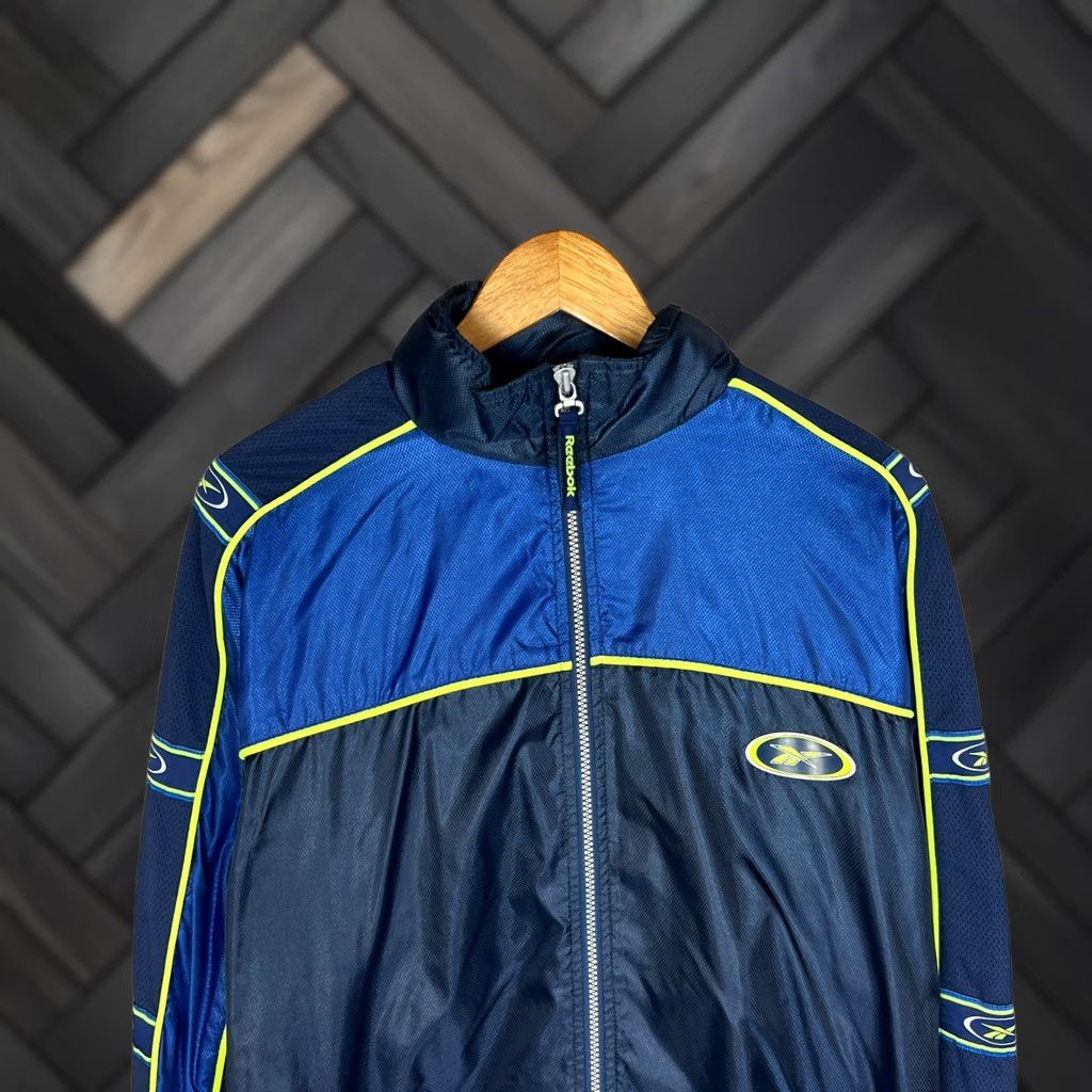 Reebok VINTAGE Reebok Track Jacket Men’s Blue Nylon L Jacket Size US L / EU 52-54 / 3 - 1 Thumbnail