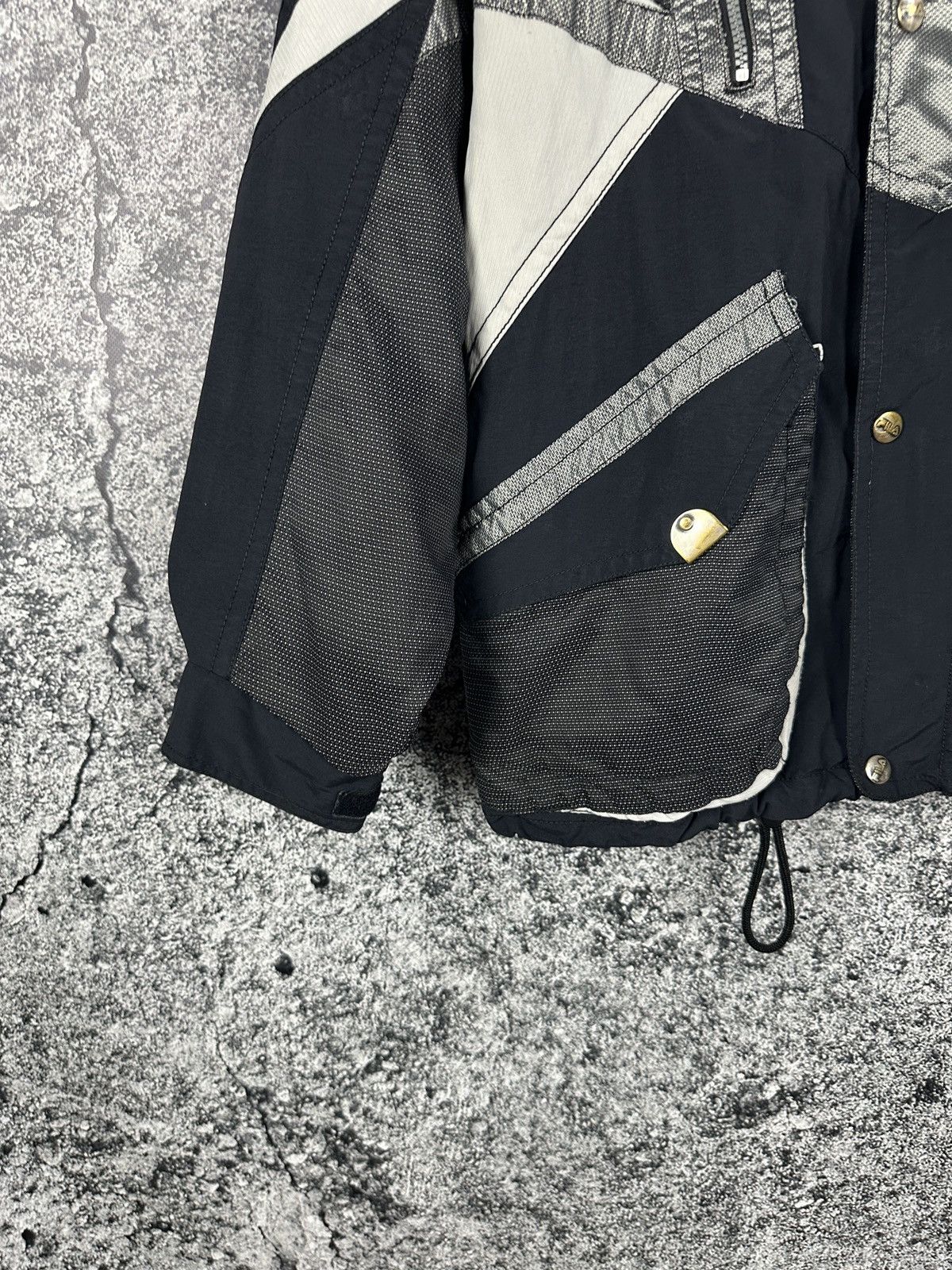 Fila Fila Magic Line Snow Vintage Warm Jacket Ski Outdoor Size 50 Size US L / EU 52-54 / 3 - 3 Thumbnail