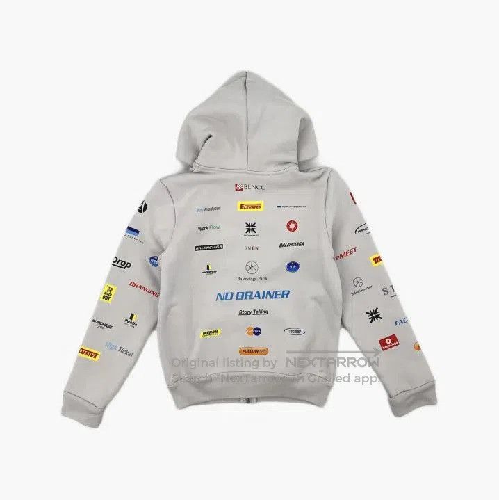 Balenciaga Balenciaga Casual Logo Hoodie for All Seasons. Size US M / EU 48-50 / 2 - 3 Thumbnail