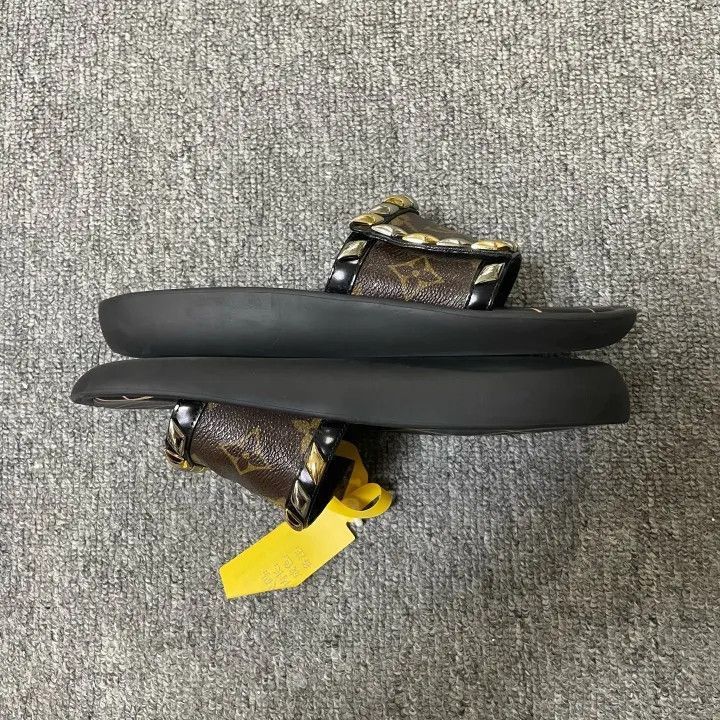 Louis Vuitton Louis Vuitton Monogram Flat Slide Sandals for Women -2508 Size US 5 / IT 35 - 8 Thumbnail
