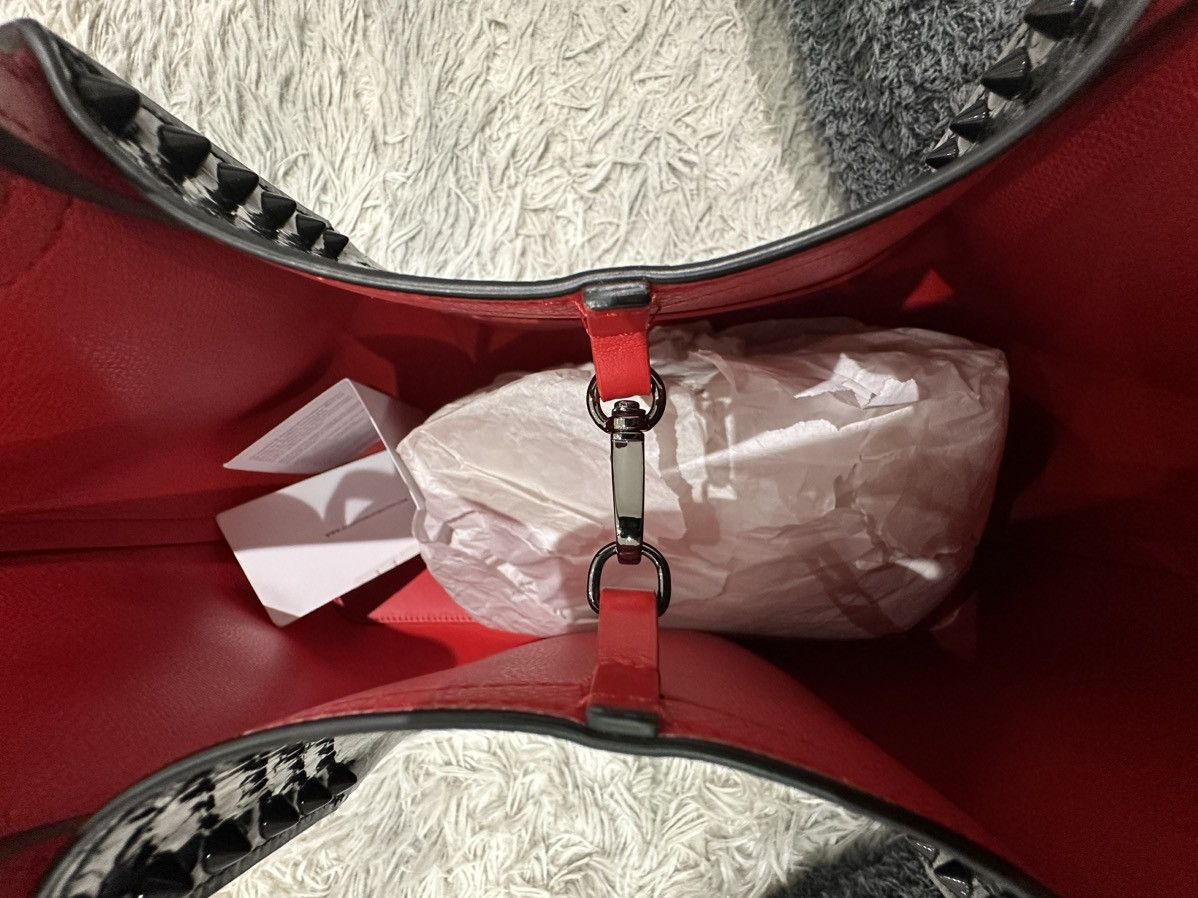 Christian Louboutin CHRISTIAN LOUBOUTIN Cabarock Leather Tote Bag Size ONE SIZE - 7 Thumbnail