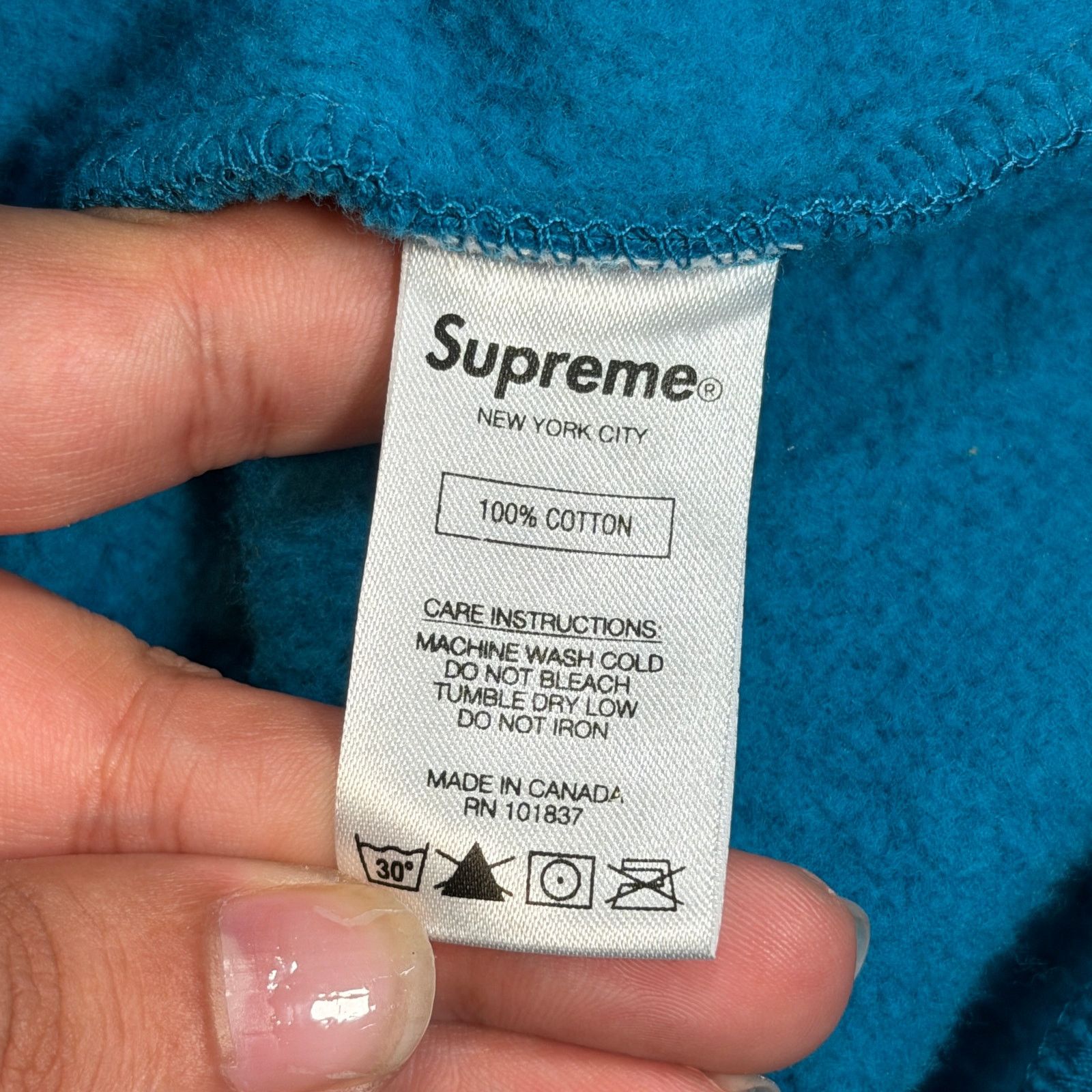 Supreme Supreme Lee Quinones Hoodie Size US M / EU 48-50 / 2 - 5 Thumbnail