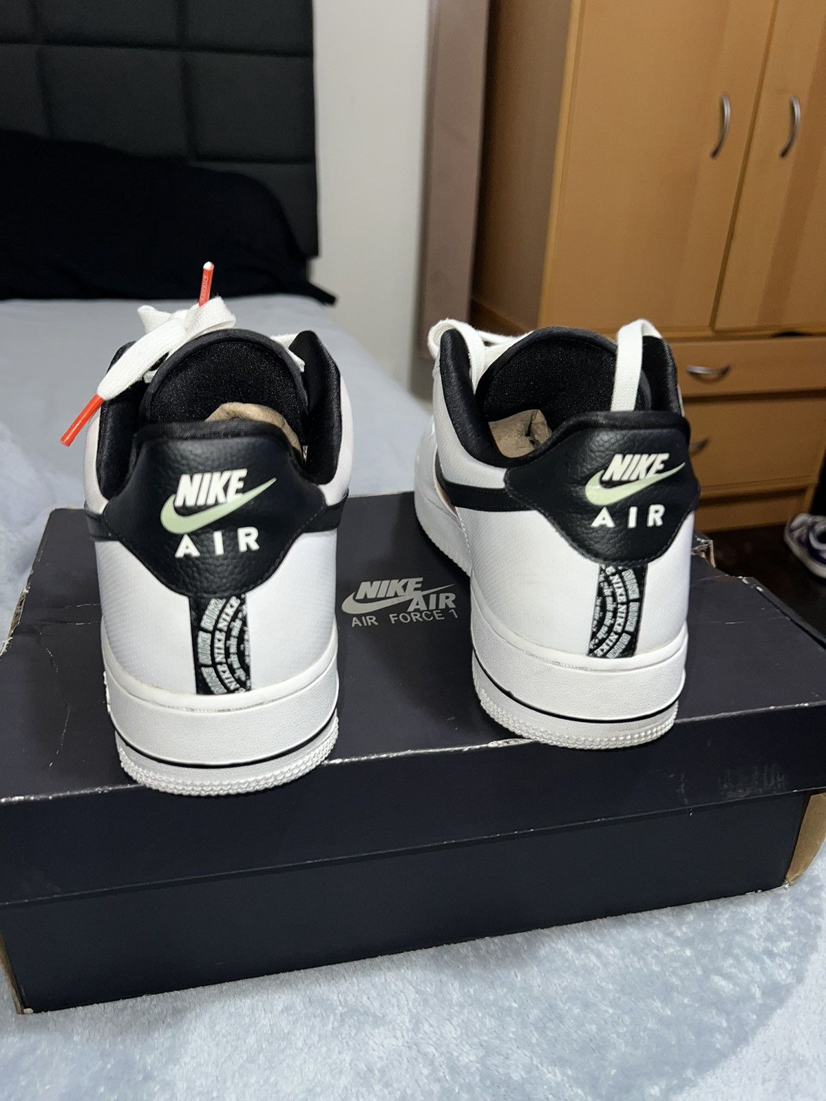 Nike Air Force 1 Vintage Mosaic White Size US 9.5 / EU 42-43 - 2 Thumbnail
