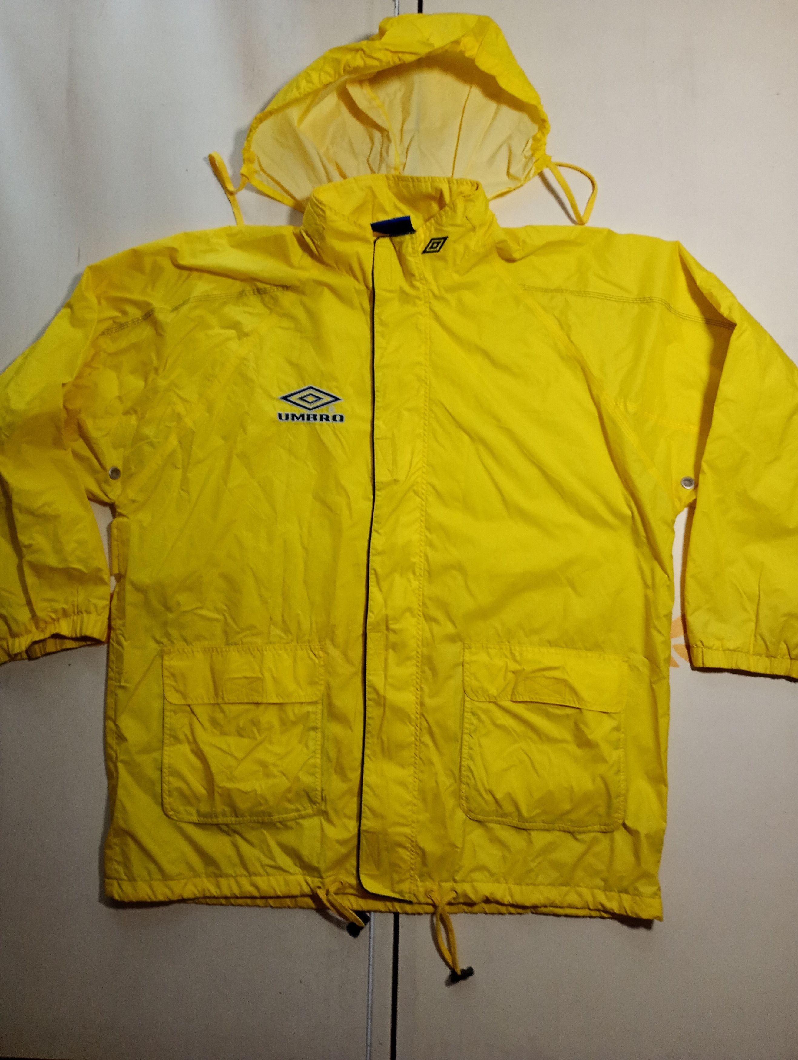 Umbro Umbro Training Jacket Vintage 90's Size US XL / EU 56 / 4 - 1 Thumbnail