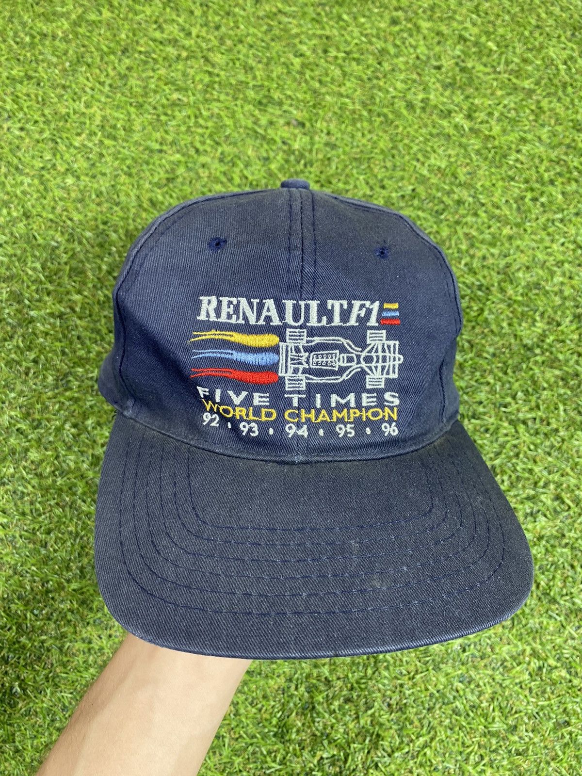 Formula 1 Vintage 90s Renault F1 cap sun faded streetwear big logo Size ONE SIZE - 1 Thumbnail