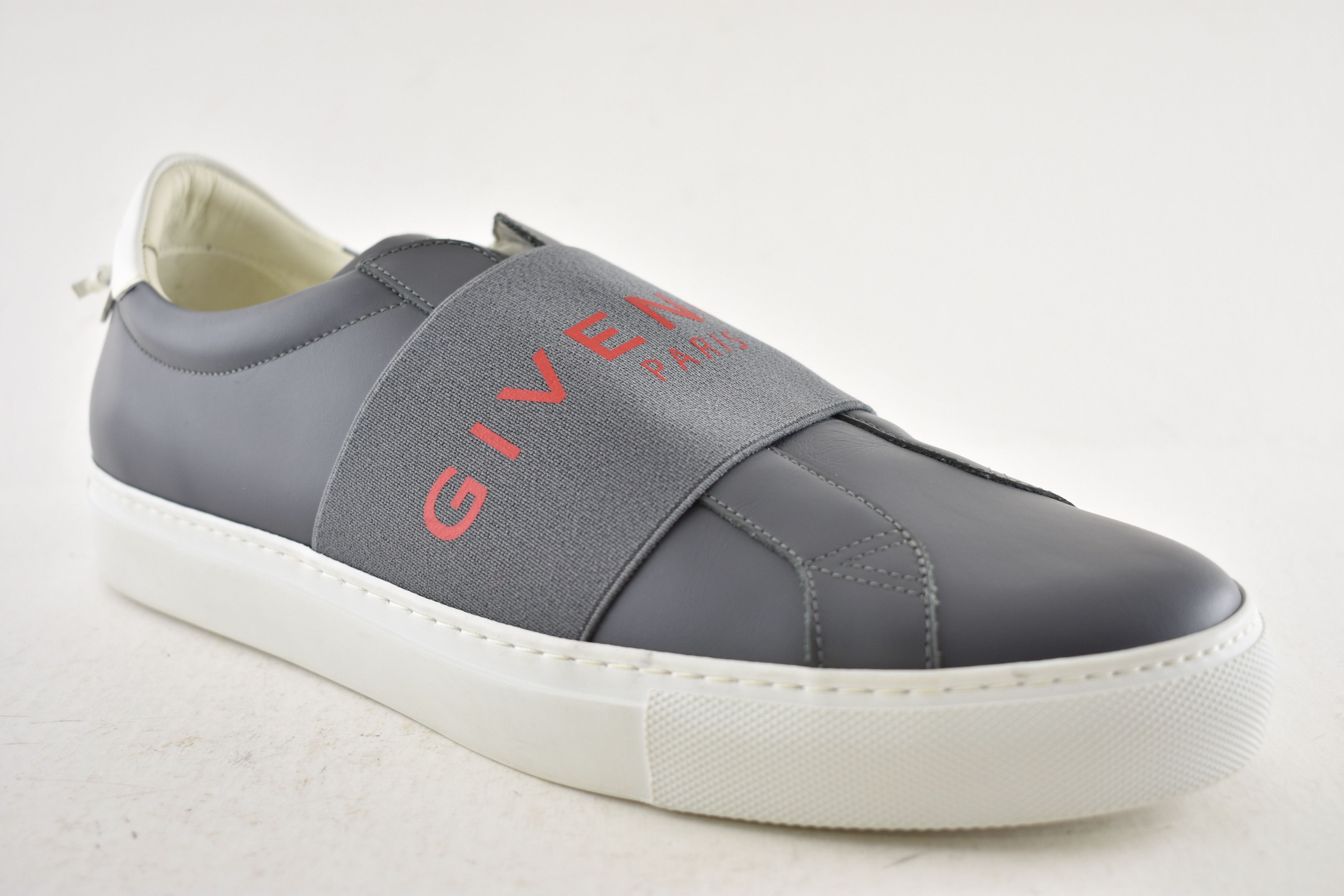 Givenchy Givenchy Urban Street Red Logo White Low Top Sneaker 44 11 Size US 11 / EU 44 - 4 Thumbnail