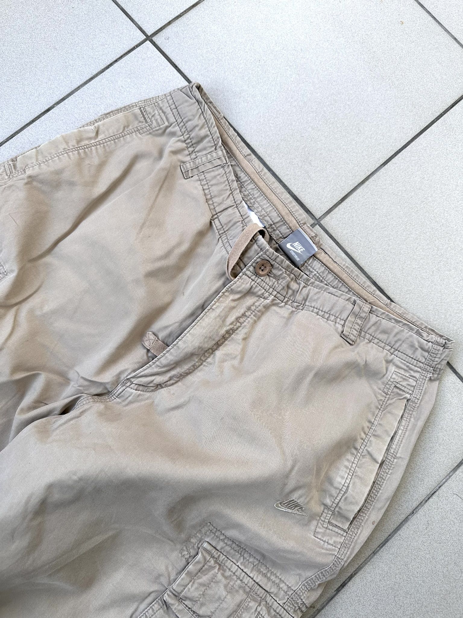 Nike × Vintage Vintage Nike cargo shorts Size US 34 / EU 50 - 2 Thumbnail