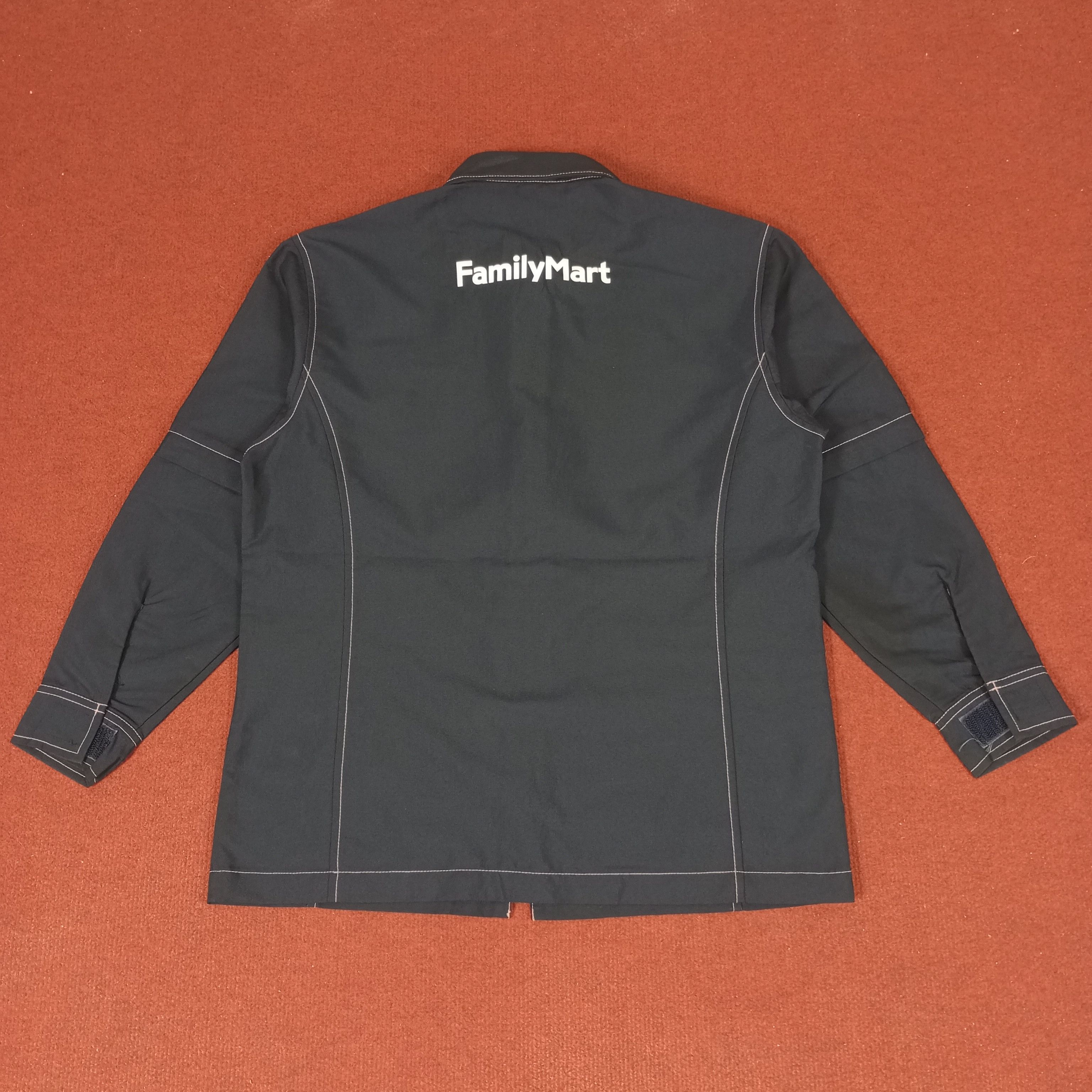 Japanese Brand × Vintage Family Mart Japanese Brand Working Uniform Jacket Size US M / EU 48-50 / 2 - 3 Thumbnail