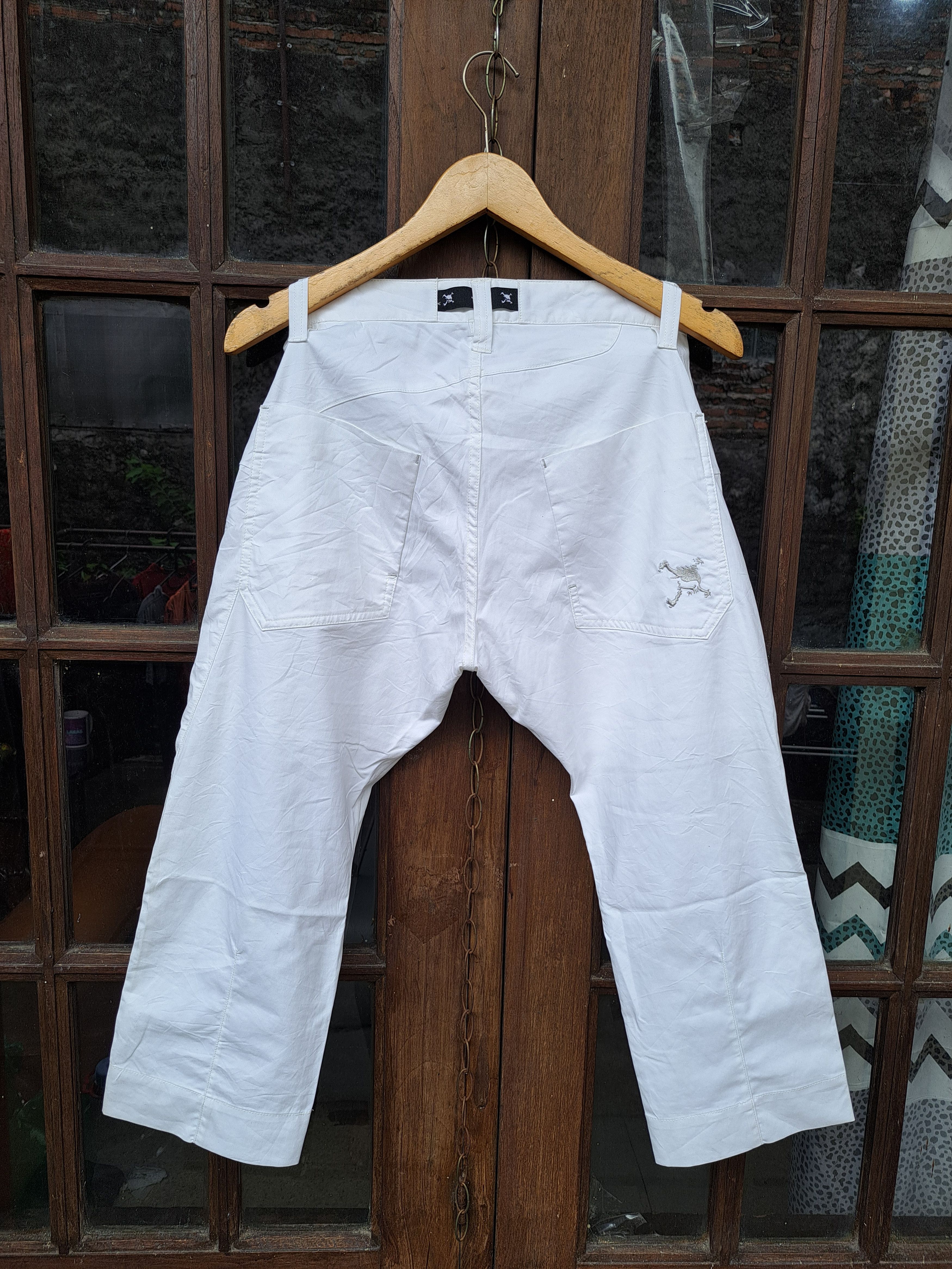 Oakley Vintage Y2K Oakley Hydrolix White Pants 7/8 Women Size 30 Size 30" / US 8 / IT 44 - 4 Thumbnail