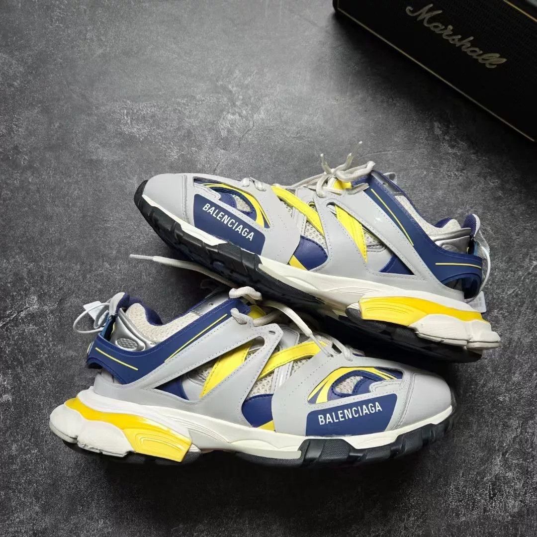 Balenciaga Balenciaga Blue Lowtop Sneakers 43 Men Size US 10 / EU 43 - 1 Thumbnail